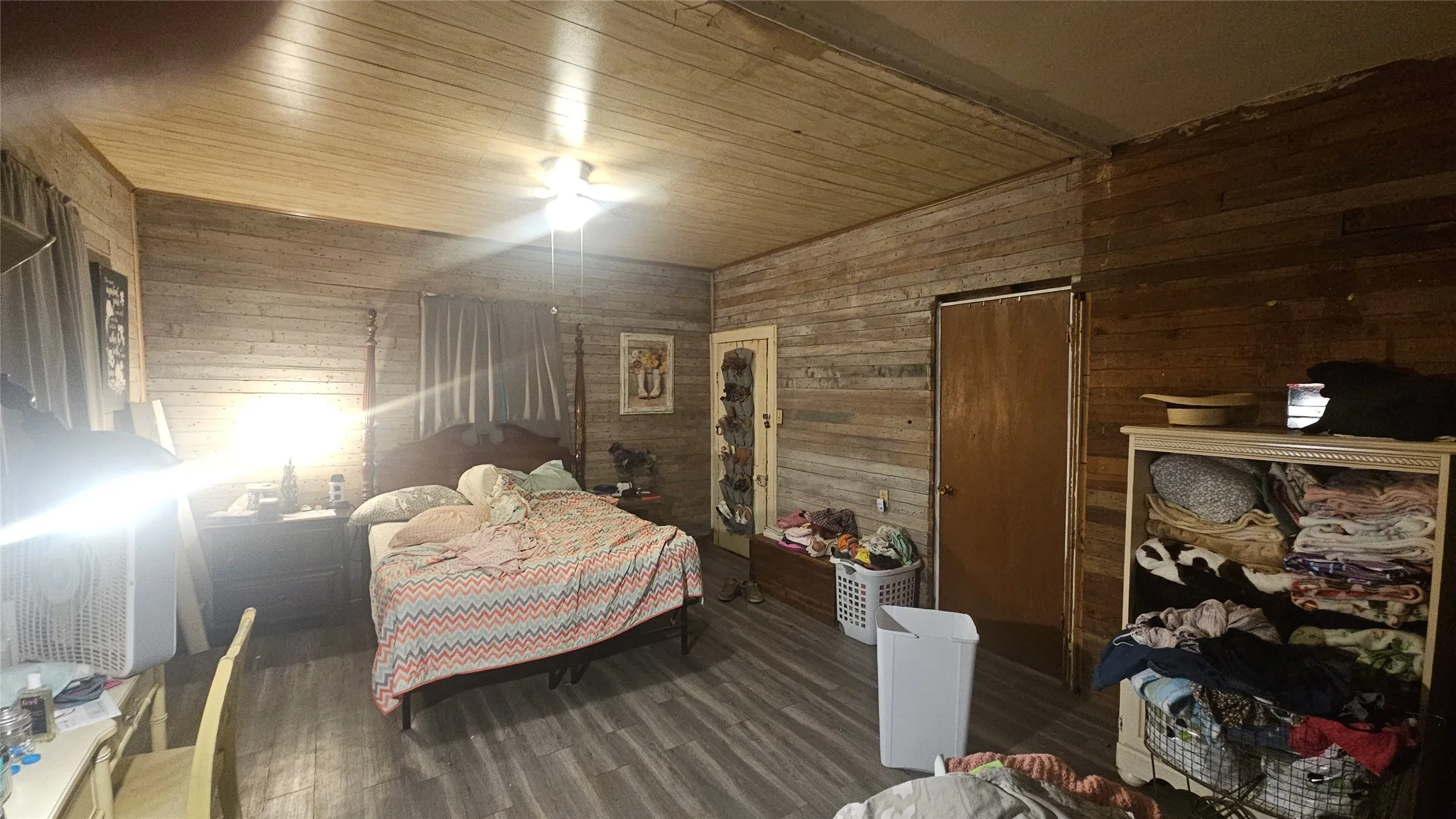 Farm For Sale in Mills County , 151 S FM 573, Mullin, Texas 76864, 2 Bedroom, 1 Bathroom, Garage spaces, 1,500 Sqft, built in 1920, mls#21319343, Real Estate Agent in Mullin, Homes For Sale in Mills county, Homes For Sale in Mullin, Realtor in Mullin Texas, Real Estate Brokerage Independent Realty Texas, Luminita Cordes Realtor