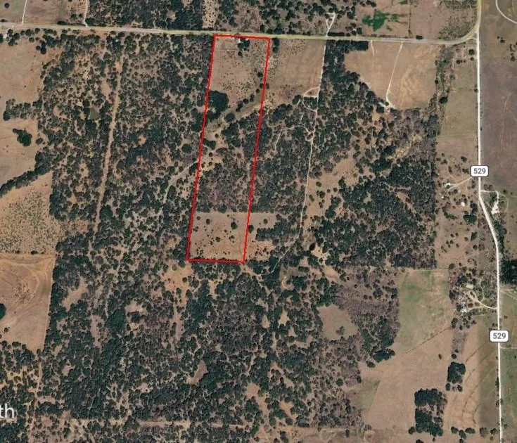 Farm For Sale in Mills County , 151 S FM 573, Mullin, Texas 76864, 2 Bedroom, 1 Bathroom, Garage spaces, 1,500 Sqft, built in 1920, mls#21319343, Real Estate Agent in Mullin, Homes For Sale in Mills county, Homes For Sale in Mullin, Realtor in Mullin Texas, Real Estate Brokerage Independent Realty Texas, Luminita Cordes Realtor
