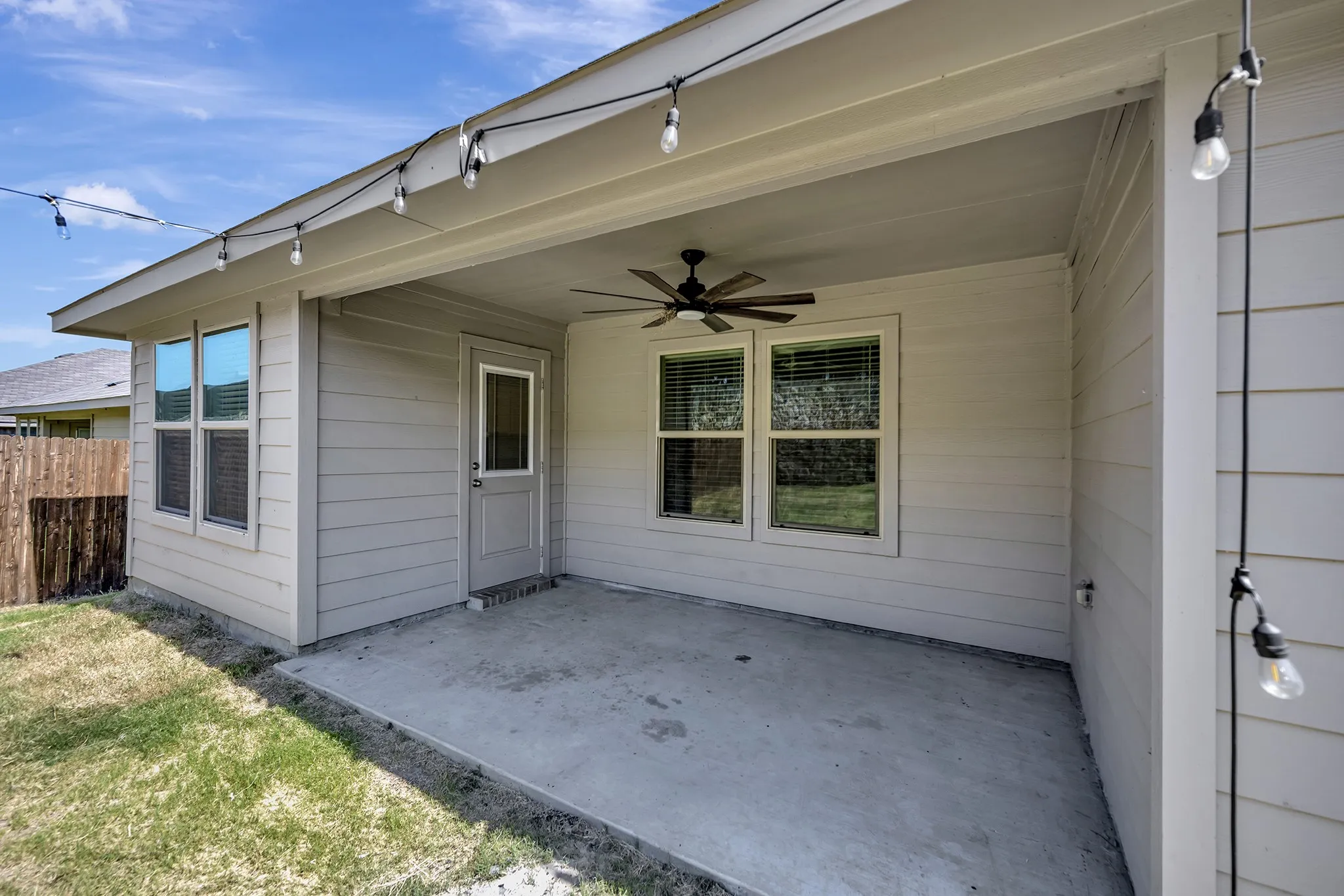 Single Family Residence For Sale in Denton County , 3905 Northwater Trail, Denton, Texas 76226, 4 Bedroom, 2 Bathroom, 2 Garage spaces, 1,708 Sqft, built in 2023, mls#21322657, Real Estate Agent in Denton, Homes For Sale in Denton county, Homes For Sale in Denton, Realtor in Denton Texas, Real Estate Brokerage Independent Realty Texas, Luminita Cordes Realtor