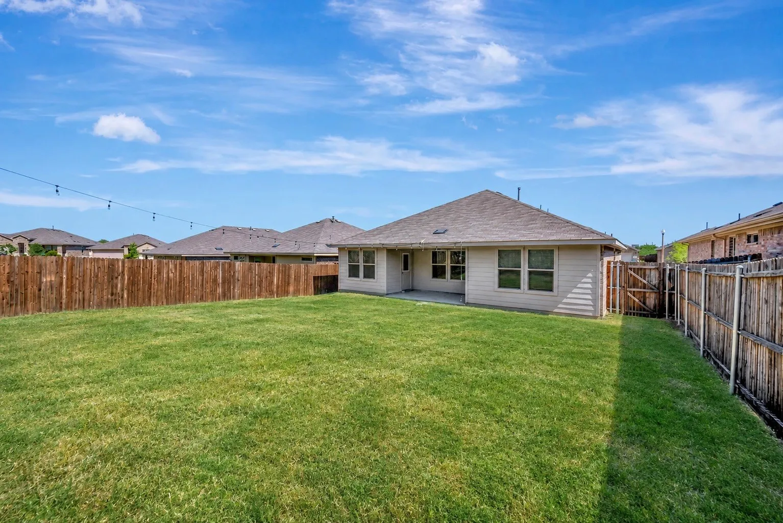 Single Family Residence For Sale in Denton County , 3905 Northwater Trail, Denton, Texas 76226, 4 Bedroom, 2 Bathroom, 2 Garage spaces, 1,708 Sqft, built in 2023, mls#21322657, Real Estate Agent in Denton, Homes For Sale in Denton county, Homes For Sale in Denton, Realtor in Denton Texas, Real Estate Brokerage Independent Realty Texas, Luminita Cordes Realtor