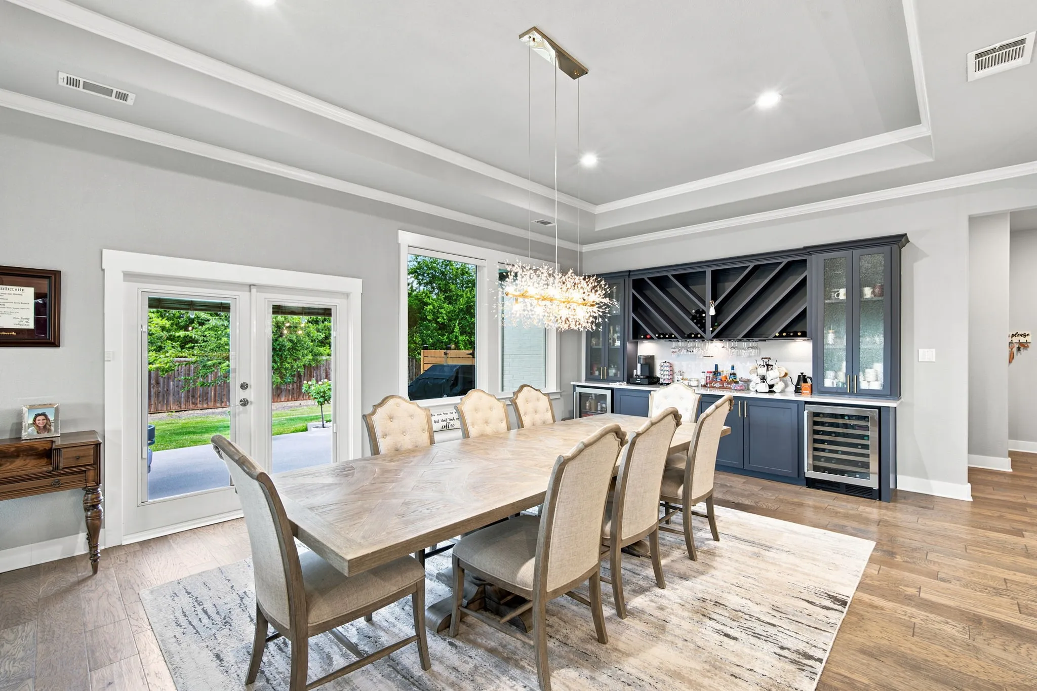 Large dining area with coffee and wine bar and