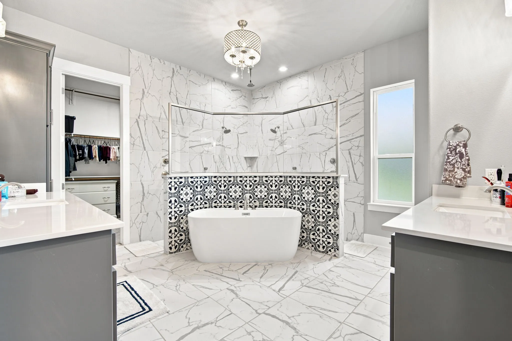Huge shower and beautiful tub