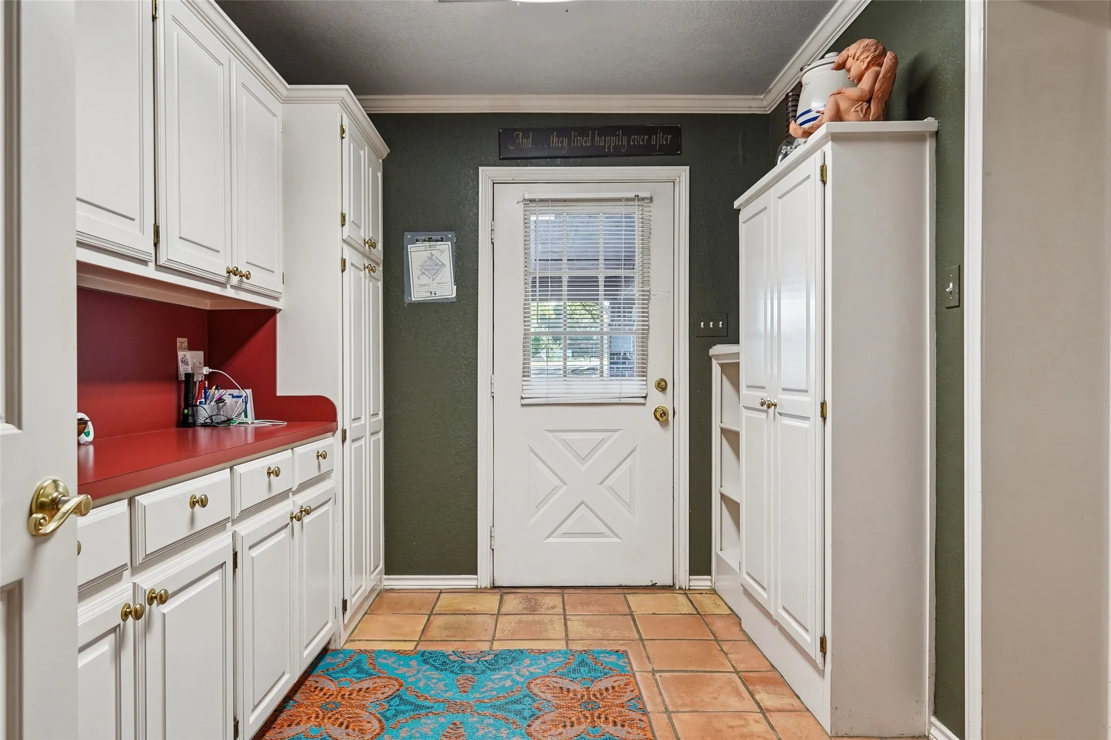 Single Family Residence For Sale in Denton County , 3030 Wager Road, Flower Mound, Texas 75028, 3 Bedroom, 3 Bathroom, Garage spaces, 2,781 Sqft, built in 1978, mls#21322668, Real Estate Agent in Flower Mound, Homes For Sale in Denton county, Homes For Sale in Flower Mound, Realtor in Flower Mound Texas, Real Estate Brokerage Independent Realty Texas, Luminita Cordes Realtor