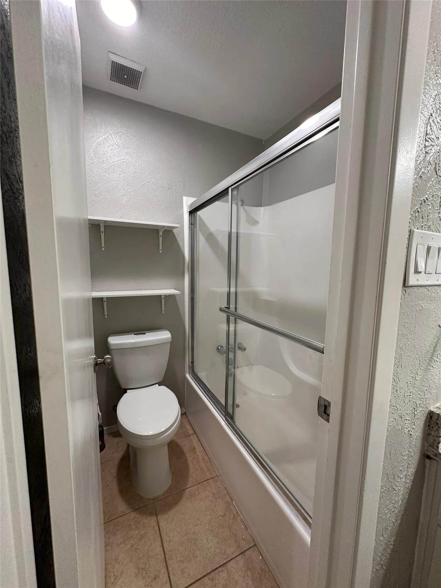 Duplex For Sale in Tarrant County , 8230 El Retiro Road, Fort Worth, Texas 76116, 6 Bedroom, 4 Bathroom, Garage spaces, 0 Sqft, built in 1975, mls#21323103, Real Estate Agent in Fort Worth, Homes For Sale in Tarrant county, Homes For Sale in Fort Worth, Realtor in Fort Worth Texas, Real Estate Brokerage Independent Realty Texas, Luminita Cordes Realtor