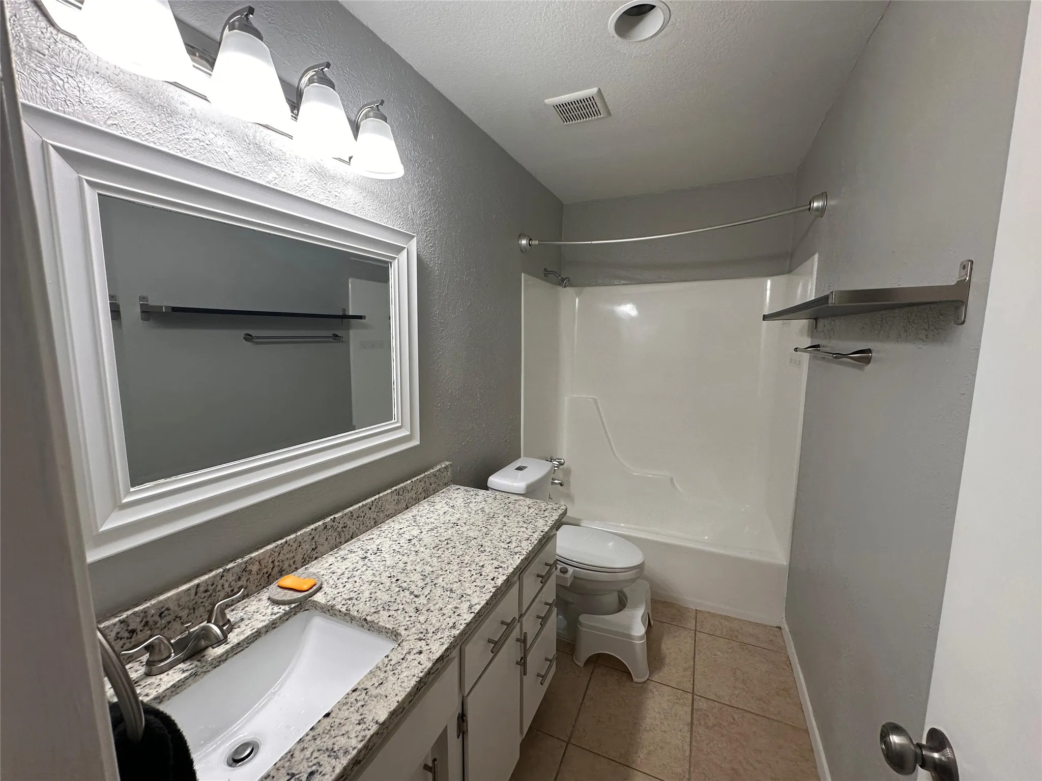 Duplex For Sale in Tarrant County , 8230 El Retiro Road, Fort Worth, Texas 76116, 6 Bedroom, 4 Bathroom, Garage spaces, 0 Sqft, built in 1975, mls#21323103, Real Estate Agent in Fort Worth, Homes For Sale in Tarrant county, Homes For Sale in Fort Worth, Realtor in Fort Worth Texas, Real Estate Brokerage Independent Realty Texas, Luminita Cordes Realtor