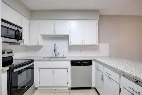 Duplex For Sale in Tarrant County , 8230 El Retiro Road, Fort Worth, Texas 76116, 6 Bedroom, 4 Bathroom, Garage spaces, 0 Sqft, built in 1975, mls#21323103, Real Estate Agent in Fort Worth, Homes For Sale in Tarrant county, Homes For Sale in Fort Worth, Realtor in Fort Worth Texas, Real Estate Brokerage Independent Realty Texas, Luminita Cordes Realtor