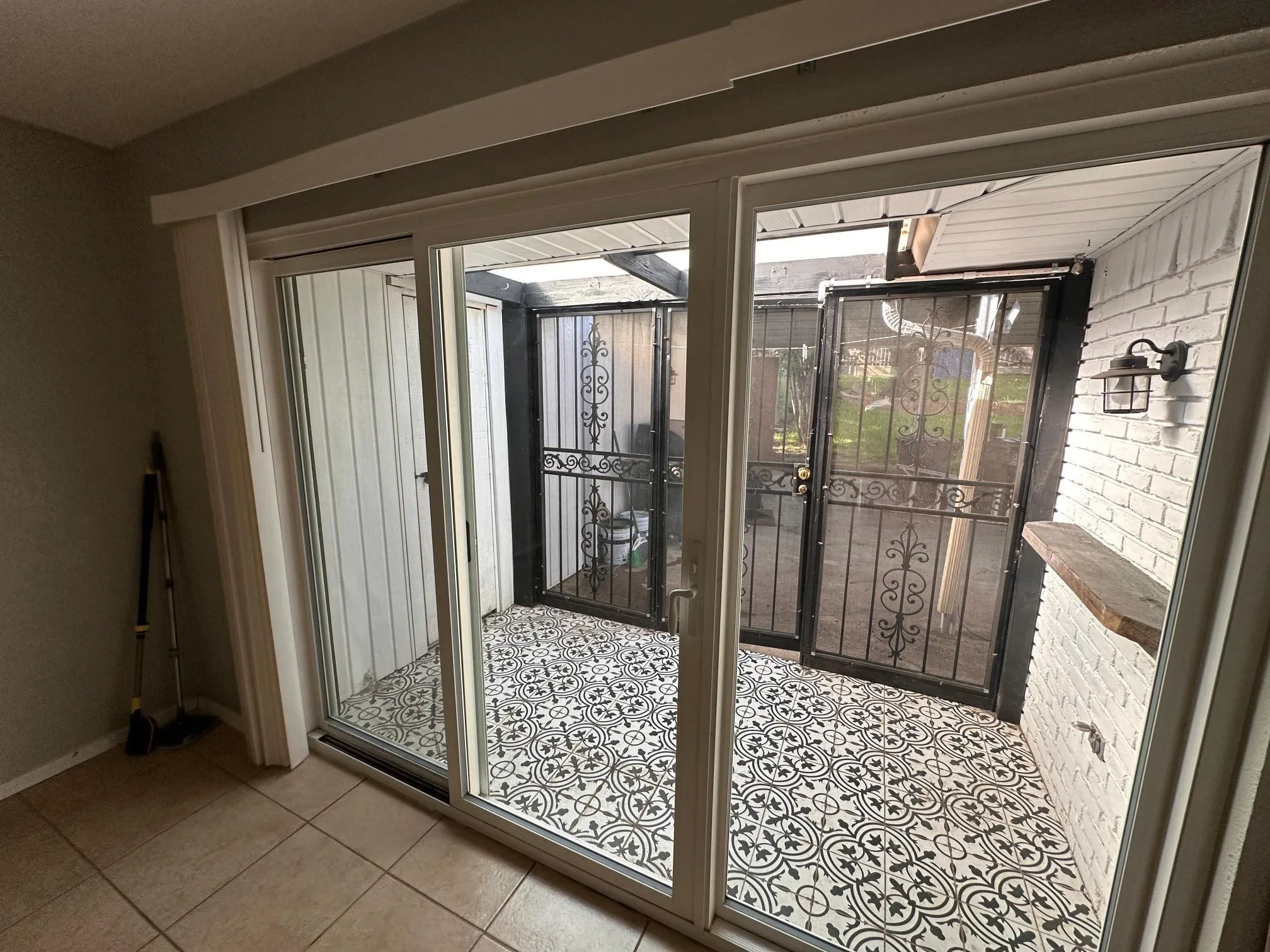 Duplex For Sale in Tarrant County , 8230 El Retiro Road, Fort Worth, Texas 76116, 6 Bedroom, 4 Bathroom, Garage spaces, 0 Sqft, built in 1975, mls#21323103, Real Estate Agent in Fort Worth, Homes For Sale in Tarrant county, Homes For Sale in Fort Worth, Realtor in Fort Worth Texas, Real Estate Brokerage Independent Realty Texas, Luminita Cordes Realtor