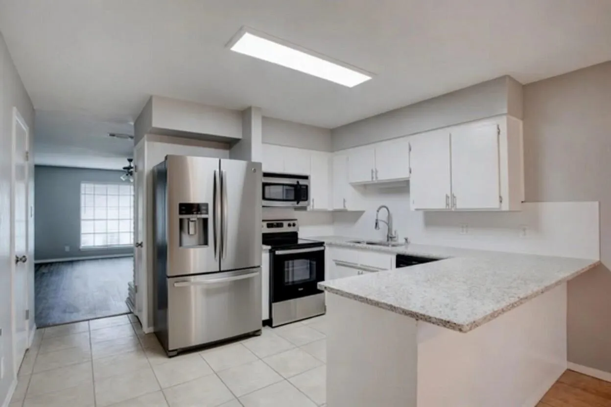 Duplex For Sale in Tarrant County , 8230 El Retiro Road, Fort Worth, Texas 76116, 6 Bedroom, 4 Bathroom, Garage spaces, 0 Sqft, built in 1975, mls#21323103, Real Estate Agent in Fort Worth, Homes For Sale in Tarrant county, Homes For Sale in Fort Worth, Realtor in Fort Worth Texas, Real Estate Brokerage Independent Realty Texas, Luminita Cordes Realtor