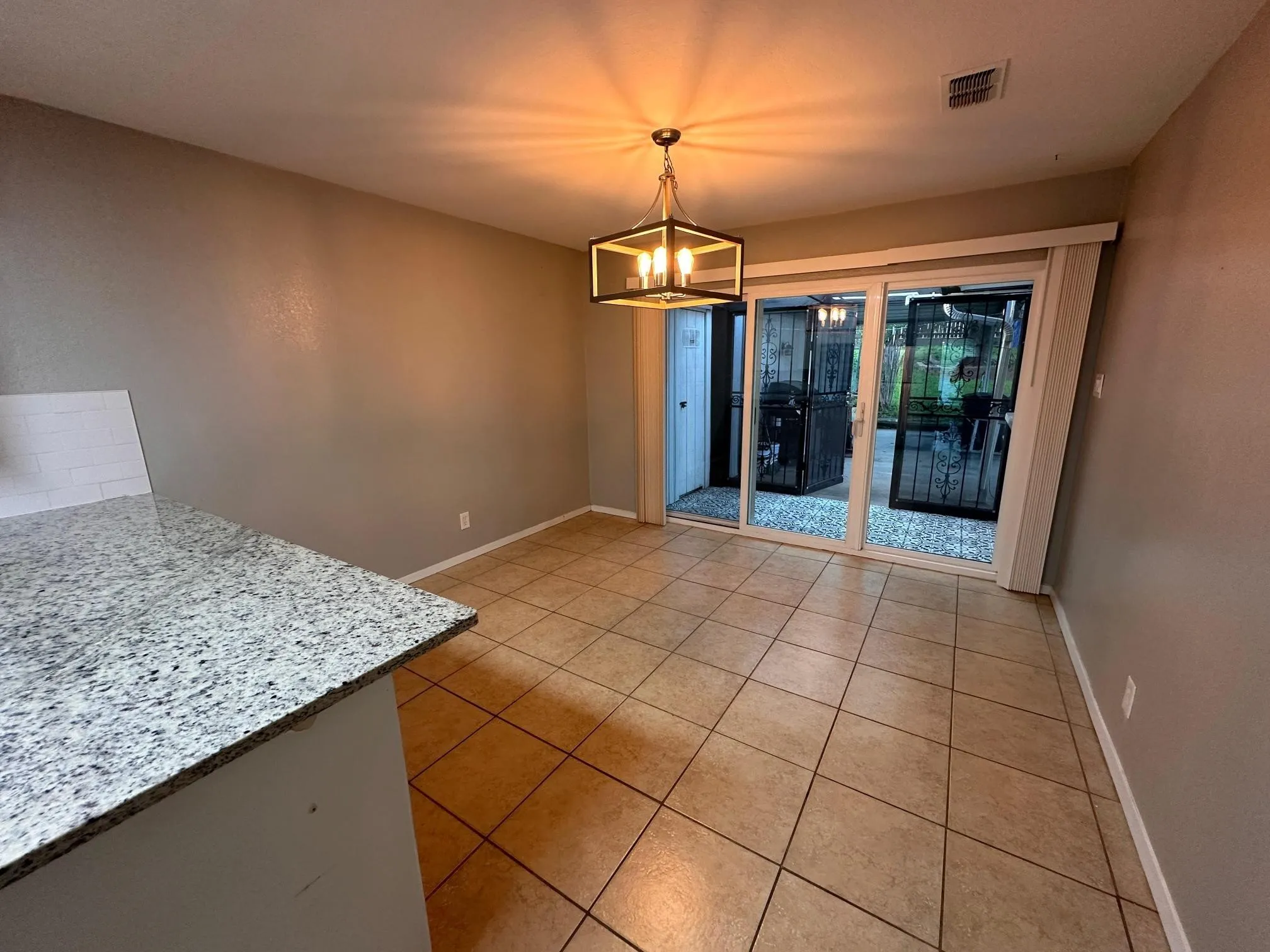 Duplex For Sale in Tarrant County , 8230 El Retiro Road, Fort Worth, Texas 76116, 6 Bedroom, 4 Bathroom, Garage spaces, 0 Sqft, built in 1975, mls#21323103, Real Estate Agent in Fort Worth, Homes For Sale in Tarrant county, Homes For Sale in Fort Worth, Realtor in Fort Worth Texas, Real Estate Brokerage Independent Realty Texas, Luminita Cordes Realtor