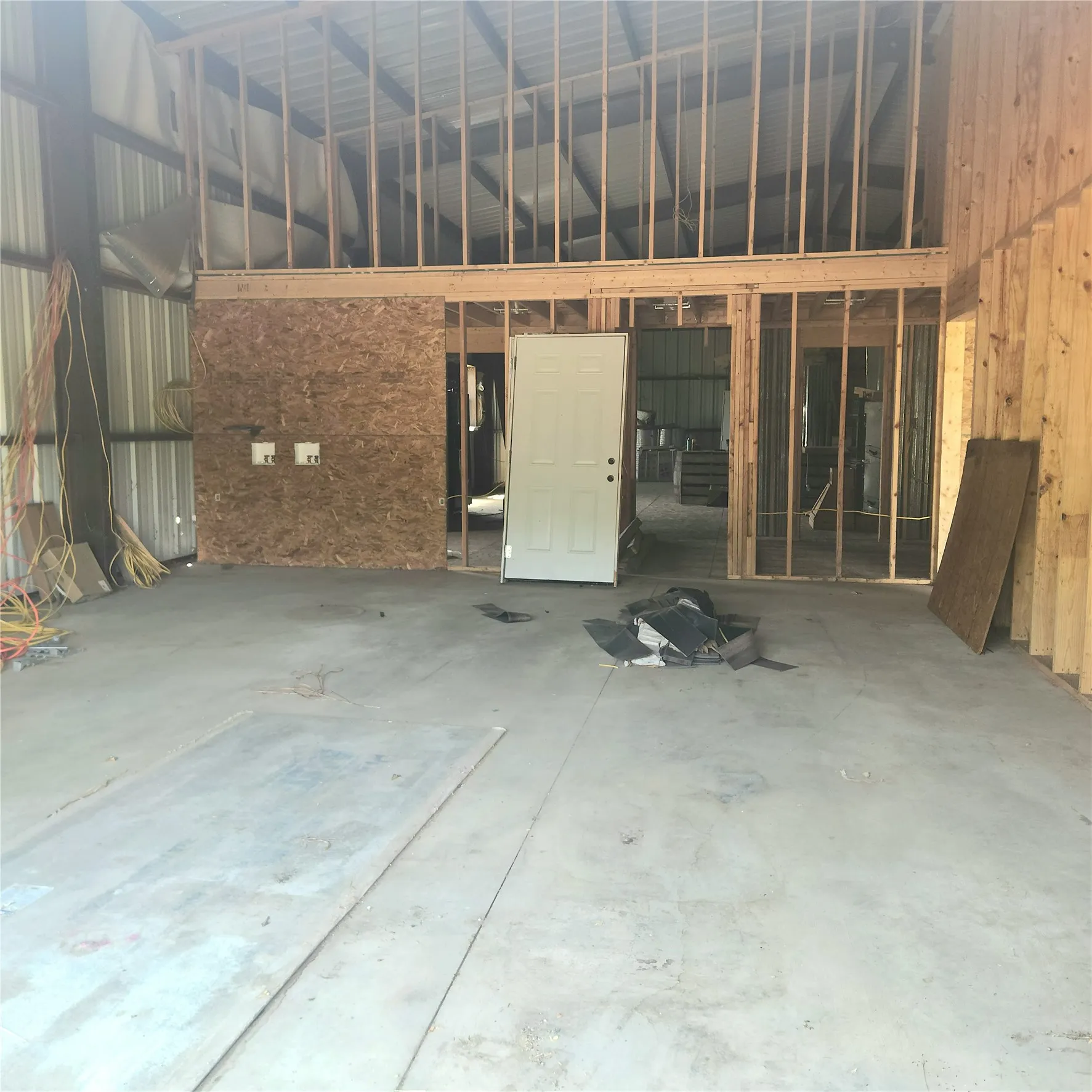 Single Family Residence For Sale in Hunt County , 1510 FM 2649, Lone Oak, Texas 75453, 5 Bedroom, 3 Bathroom, 4 Garage spaces, 3,425 Sqft, built in 2024, mls#21323104, Real Estate Agent in Lone Oak, Homes For Sale in Hunt county, Homes For Sale in Lone Oak, Realtor in Lone Oak Texas, Real Estate Brokerage Independent Realty Texas, Luminita Cordes Realtor