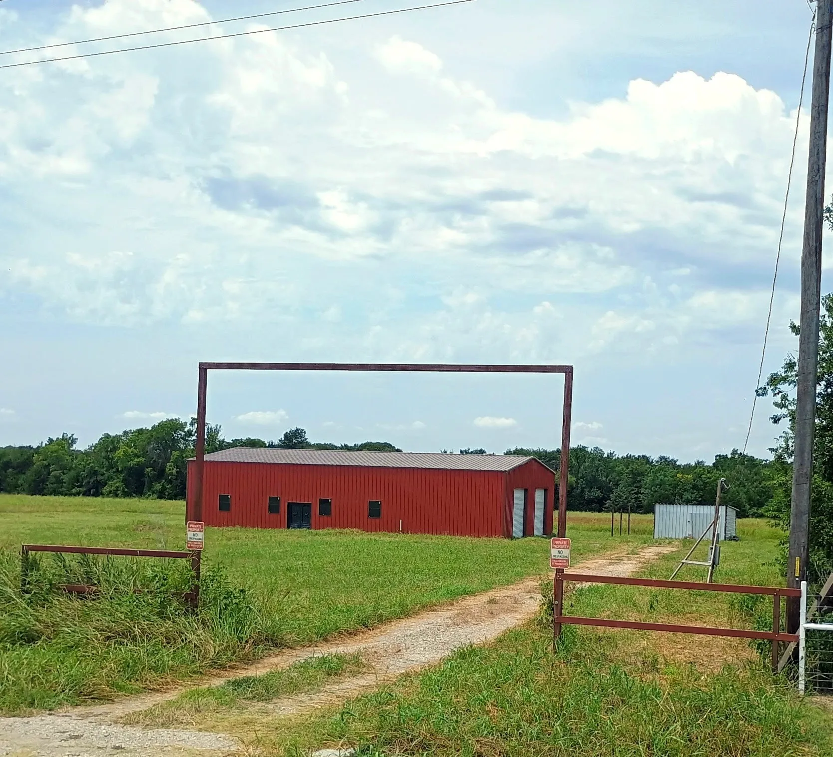 Single Family Residence For Sale in Hunt County , 1510 FM 2649, Lone Oak, Texas 75453, 5 Bedroom, 3 Bathroom, 4 Garage spaces, 3,425 Sqft, built in 2024, mls#21323104, Real Estate Agent in Lone Oak, Homes For Sale in Hunt county, Homes For Sale in Lone Oak, Realtor in Lone Oak Texas, Real Estate Brokerage Independent Realty Texas, Luminita Cordes Realtor