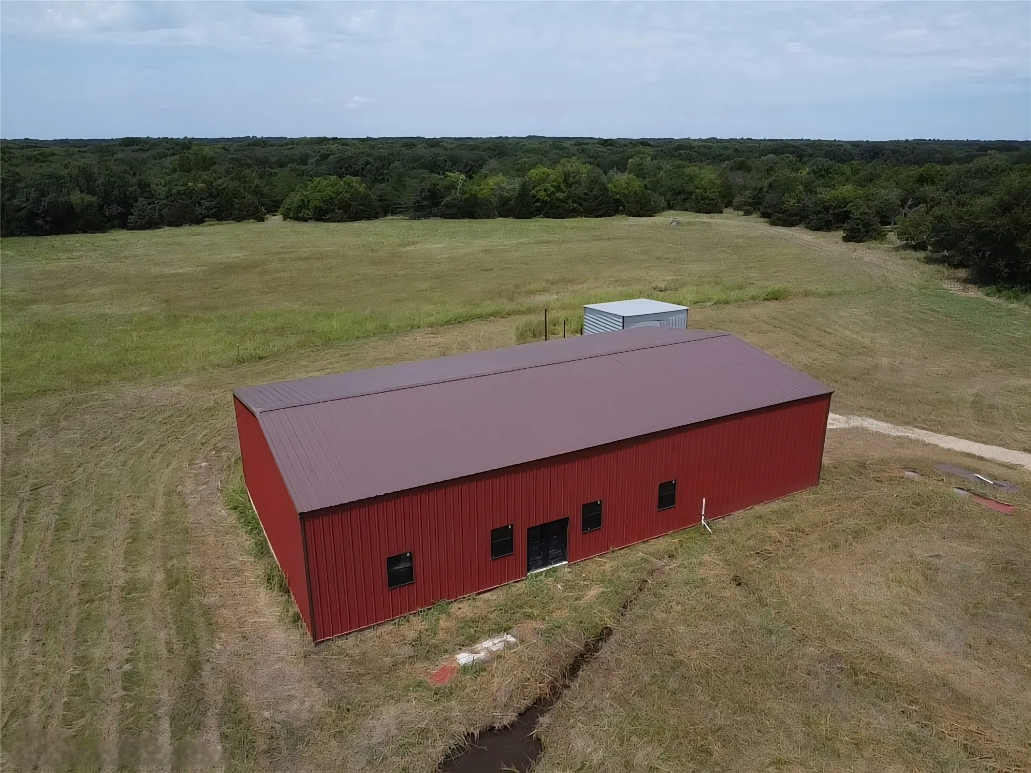 Single Family Residence For Sale in Hunt County , 1510 FM 2649, Lone Oak, Texas 75453, 5 Bedroom, 3 Bathroom, 4 Garage spaces, 3,425 Sqft, built in 2024, mls#21323104, Real Estate Agent in Lone Oak, Homes For Sale in Hunt county, Homes For Sale in Lone Oak, Realtor in Lone Oak Texas, Real Estate Brokerage Independent Realty Texas, Luminita Cordes Realtor