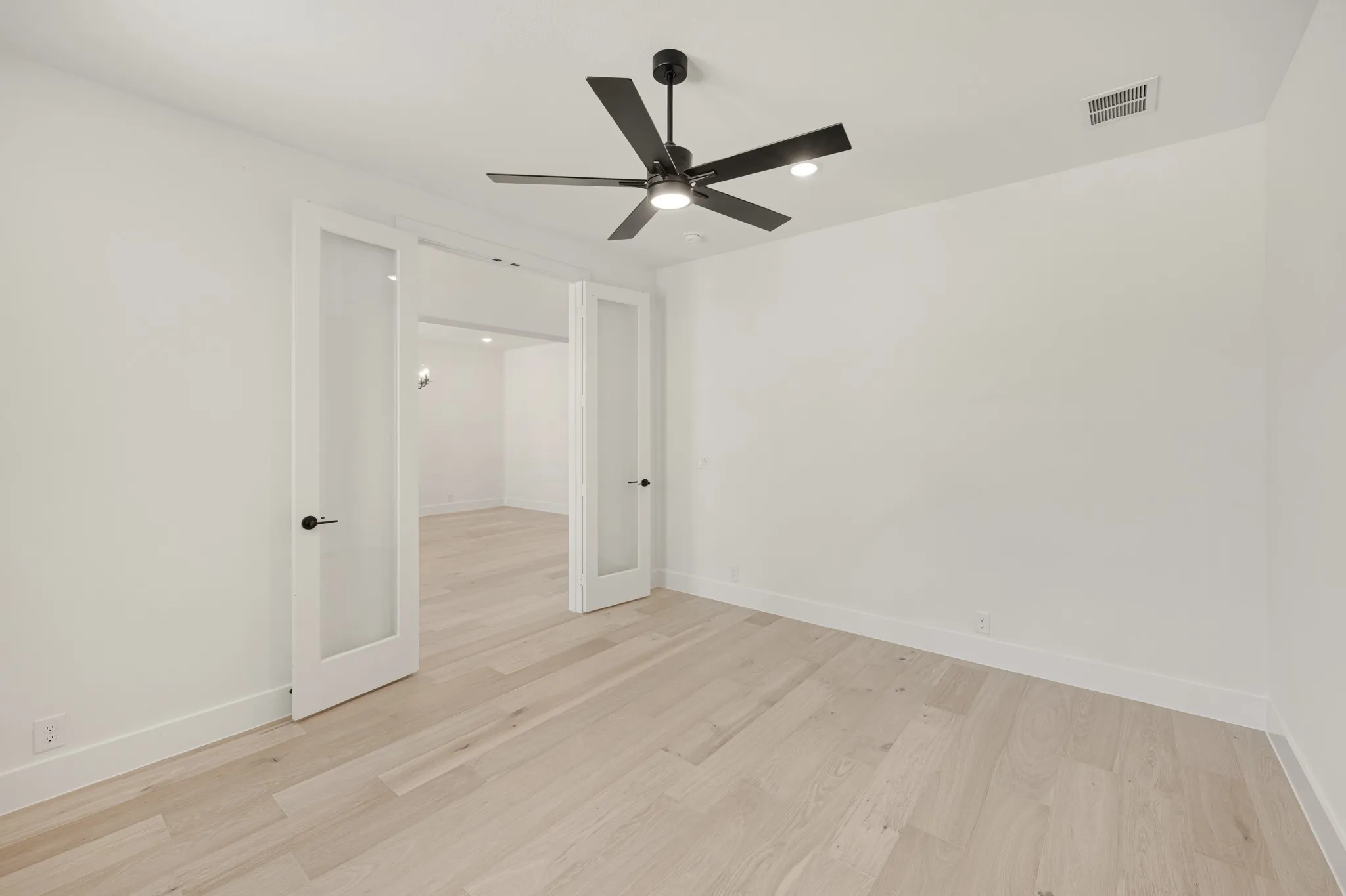 Single Family Residence For Sale in Denton County , 4112 Miscellany Lane, Celina, Texas 75078, 5 Bedroom, 4 Bathroom, 2 Garage spaces, 3,696 Sqft, built in 2026, mls#21323116, Real Estate Agent in Celina, Homes For Sale in Denton county, Homes For Sale in Celina, Realtor in Celina Texas, Real Estate Brokerage Independent Realty Texas, Luminita Cordes Realtor
