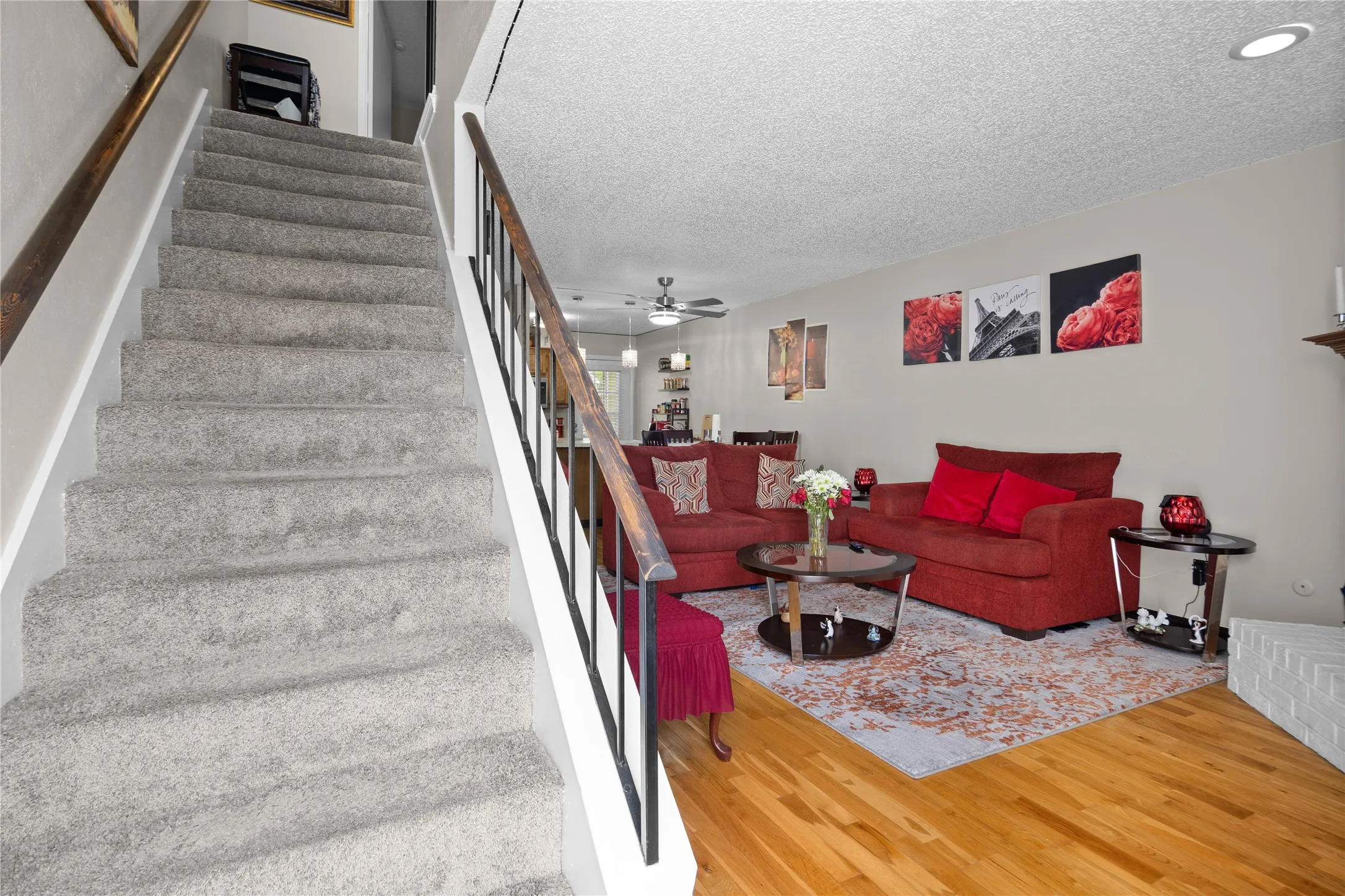 Townhouse For Sale in Dallas County , 139 Graystone Place, Duncanville, Texas 75137, 2 Bedrooms, 2 Bathrooms, Garage spaces, 1,024 Sqft, built in 1982, Price $195,000, mls#21322979, Real Estate Agent in Duncanville, Homes For Sale in Dallas county, Homes For Sale in Duncanville, Realtor in Duncanville Texas, Real Estate Brokerage Independent Realty Texas, Luminita Cordes Realtor