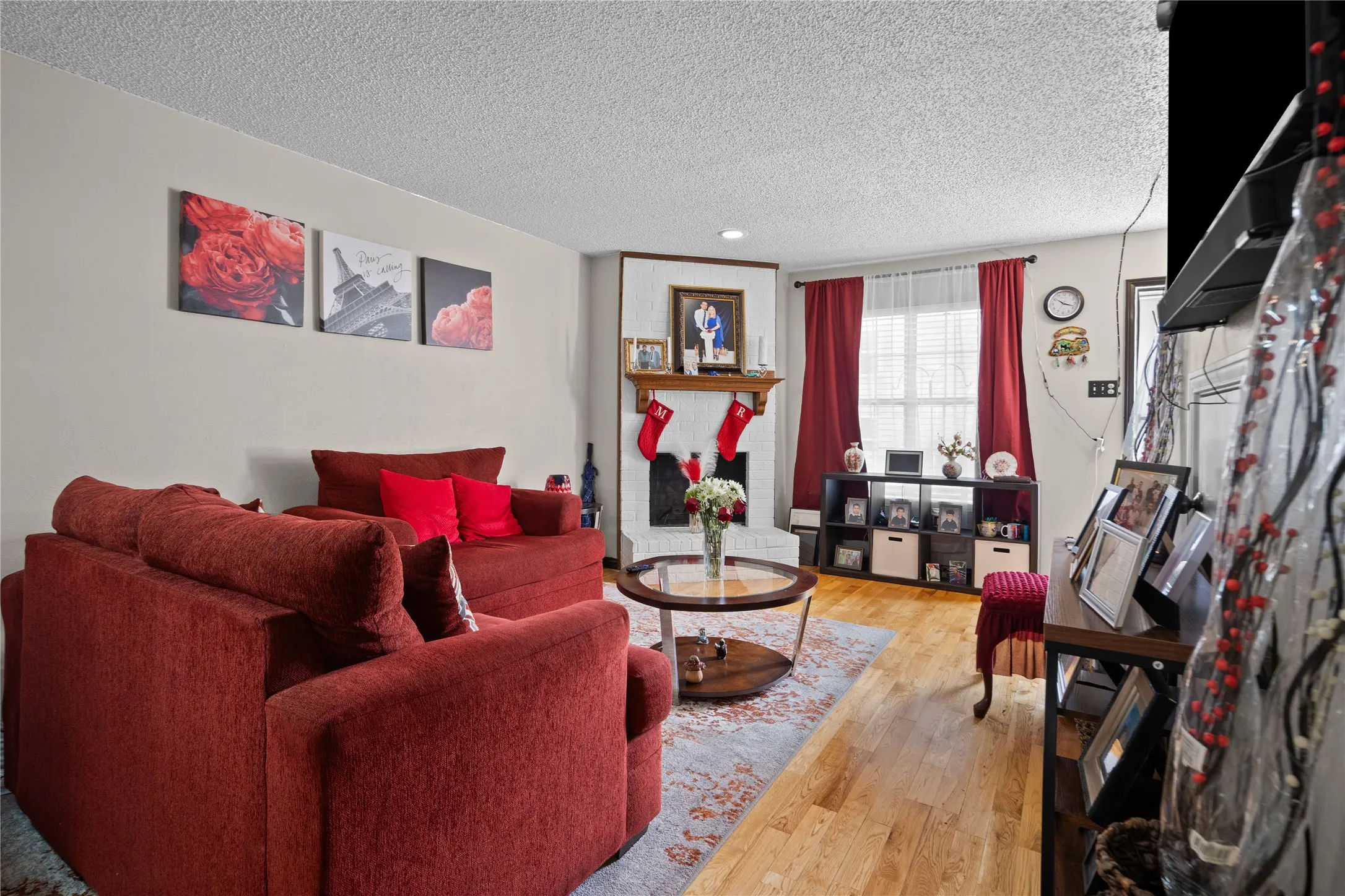 Townhouse For Sale in Dallas County , 139 Graystone Place, Duncanville, Texas 75137, 2 Bedrooms, 2 Bathrooms, Garage spaces, 1,024 Sqft, built in 1982, Price $195,000, mls#21322979, Real Estate Agent in Duncanville, Homes For Sale in Dallas county, Homes For Sale in Duncanville, Realtor in Duncanville Texas, Real Estate Brokerage Independent Realty Texas, Luminita Cordes Realtor