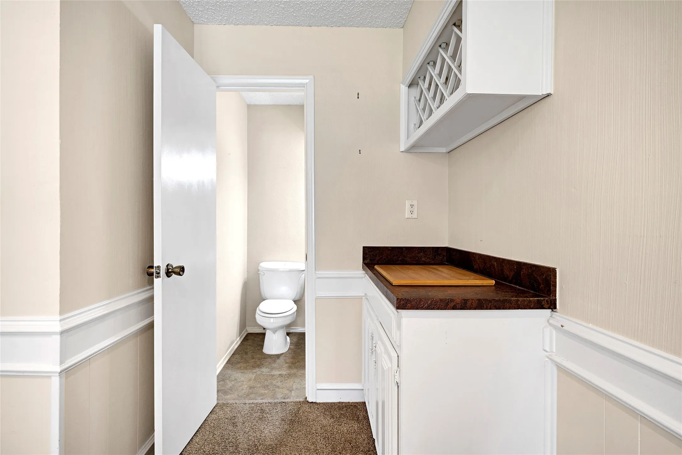 Single Family Residence For Sale in Denton County , 42 Indian Trail, Hickory Creek, Texas 75065, 3 Bedroom, 3 Bathroom, 2 Garage spaces, 2,324 Sqft, built in 1979, mls#21319844, Real Estate Agent in Hickory Creek, Homes For Sale in Denton county, Homes For Sale in Hickory Creek, Realtor in Hickory Creek Texas, Real Estate Brokerage Independent Realty Texas, Luminita Cordes Realtor
