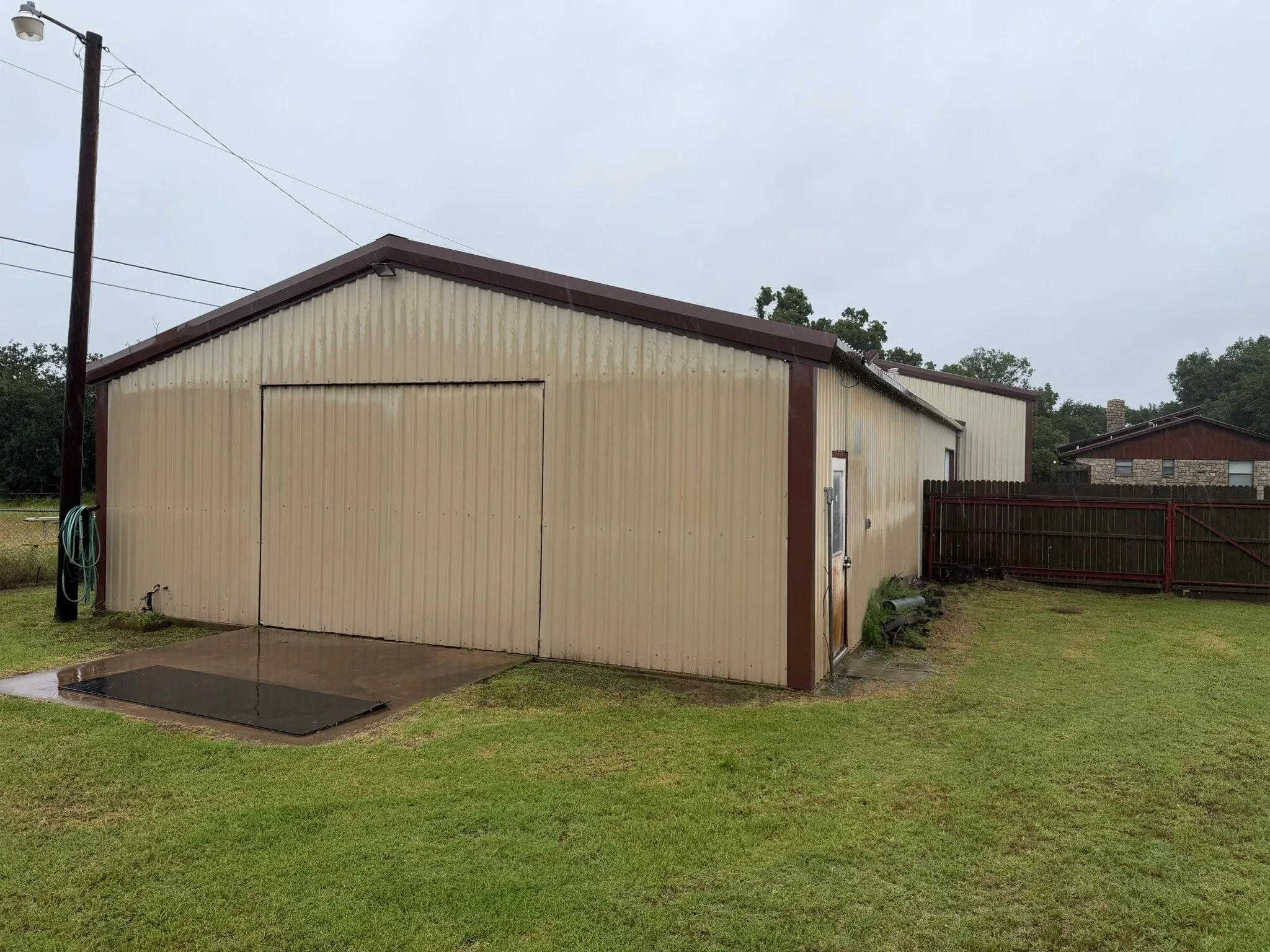 Single Family Residence For Sale in Eastland County , 804 Foxhollow Road, Eastland, Texas 76448, 3 Bedroom, 2 Bathroom, 3 Garage spaces, 1,726 Sqft, built in 1984, mls#21323146, Real Estate Agent in Eastland, Homes For Sale in Eastland county, Homes For Sale in Eastland, Realtor in Eastland Texas, Real Estate Brokerage Independent Realty Texas, Luminita Cordes Realtor