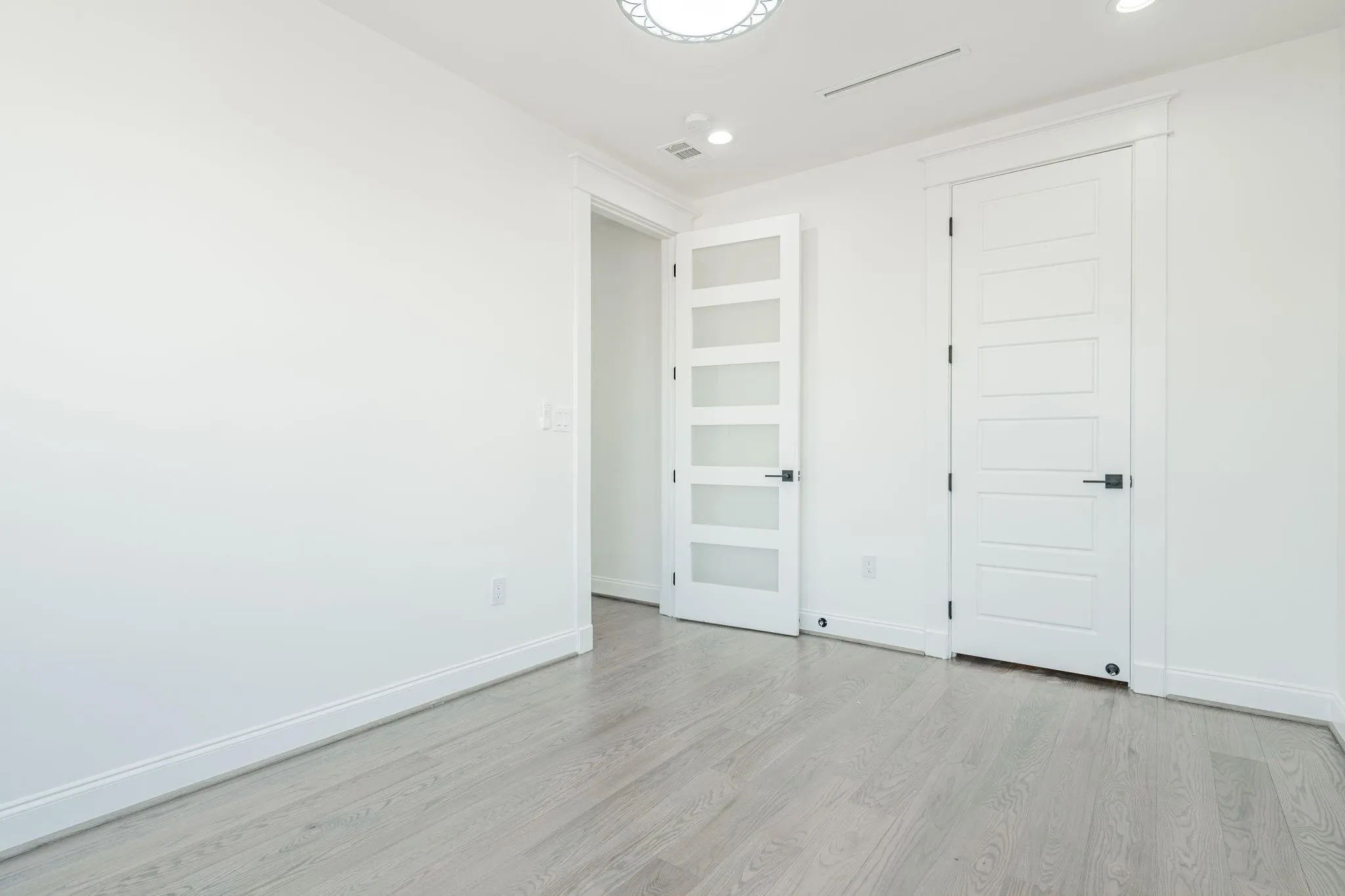 Single Family Residence For Rent in Kaufman County , 1933 Noe Boulevard, Heath, Texas 75126, 5 Bedroom, 5 Bathroom, 3 Garage spaces, 5,487 Sqft, built in 2022, mls#21317708, Real Estate Agent in Heath, Homes For Rent in Kaufman county, Homes For Rent in Heath, Realtor in Heath Texas, Real Estate Brokerage Independent Realty Texas, Luminita Cordes Realtor