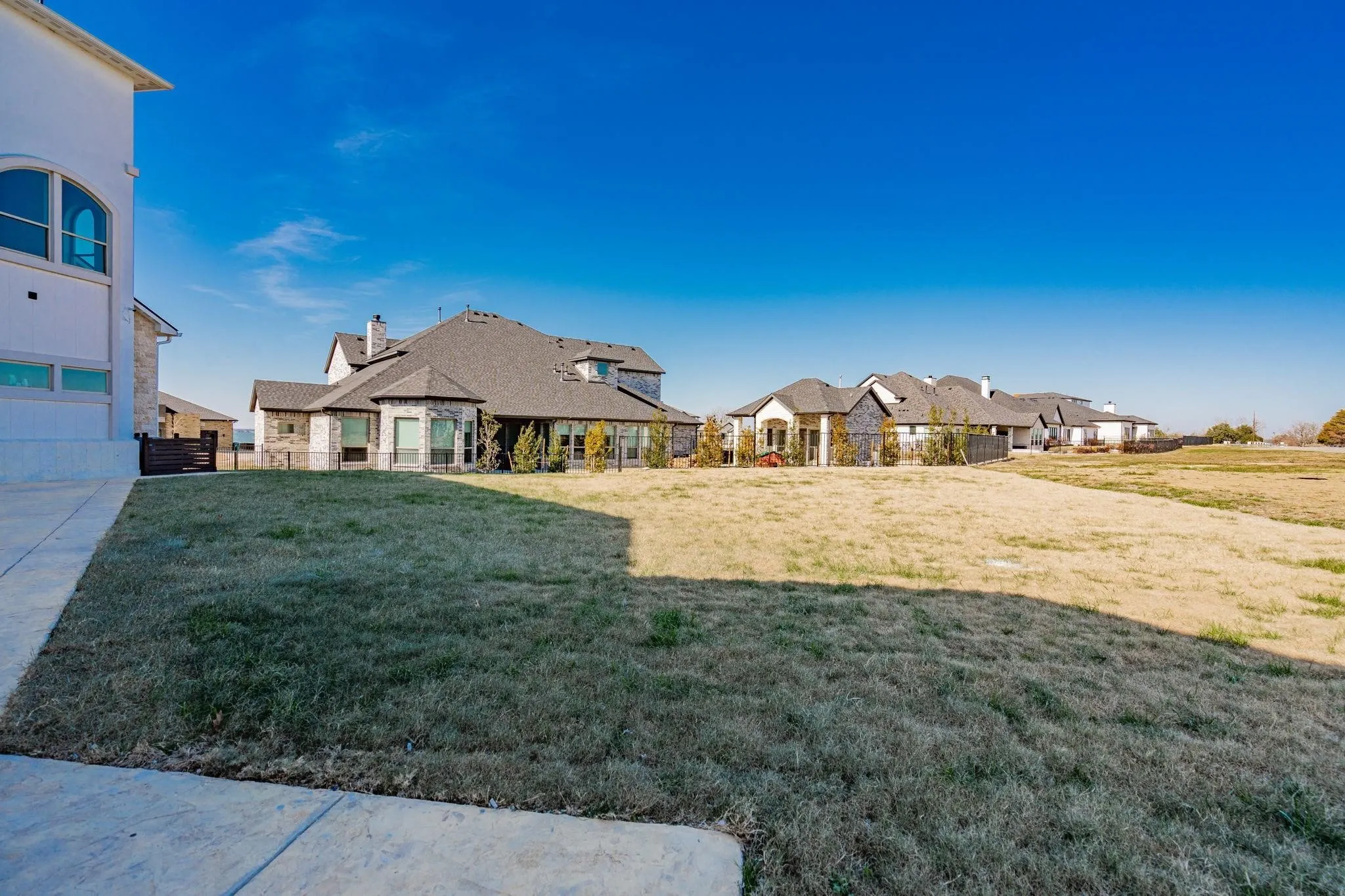 Single Family Residence For Rent in Kaufman County , 1933 Noe Boulevard, Heath, Texas 75126, 5 Bedroom, 5 Bathroom, 3 Garage spaces, 5,487 Sqft, built in 2022, mls#21317708, Real Estate Agent in Heath, Homes For Rent in Kaufman county, Homes For Rent in Heath, Realtor in Heath Texas, Real Estate Brokerage Independent Realty Texas, Luminita Cordes Realtor