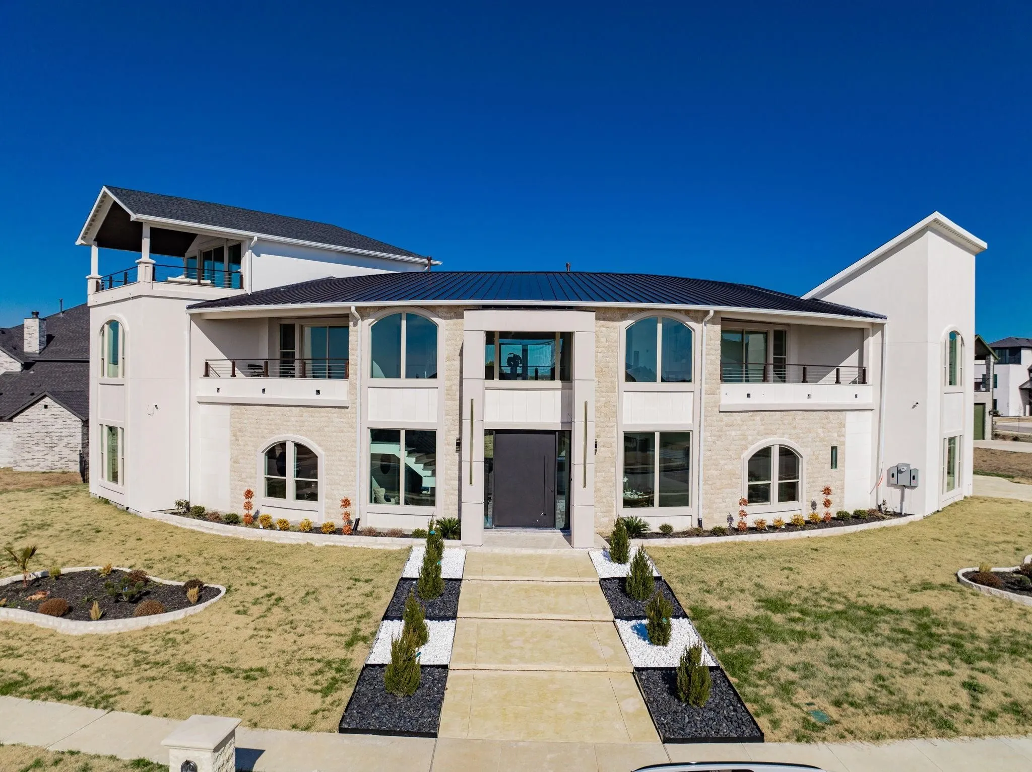 Single Family Residence For Rent in Kaufman County , 1933 Noe Boulevard, Heath, Texas 75126, 5 Bedroom, 5 Bathroom, 3 Garage spaces, 5,487 Sqft, built in 2022, mls#21317708, Real Estate Agent in Heath, Homes For Rent in Kaufman county, Homes For Rent in Heath, Realtor in Heath Texas, Real Estate Brokerage Independent Realty Texas, Luminita Cordes Realtor