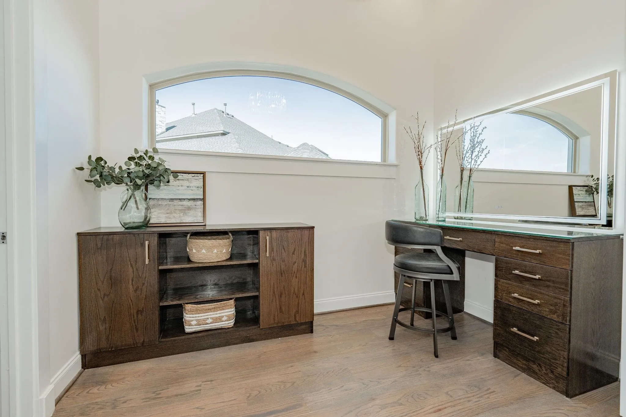 Arch-top window providing natural illumination