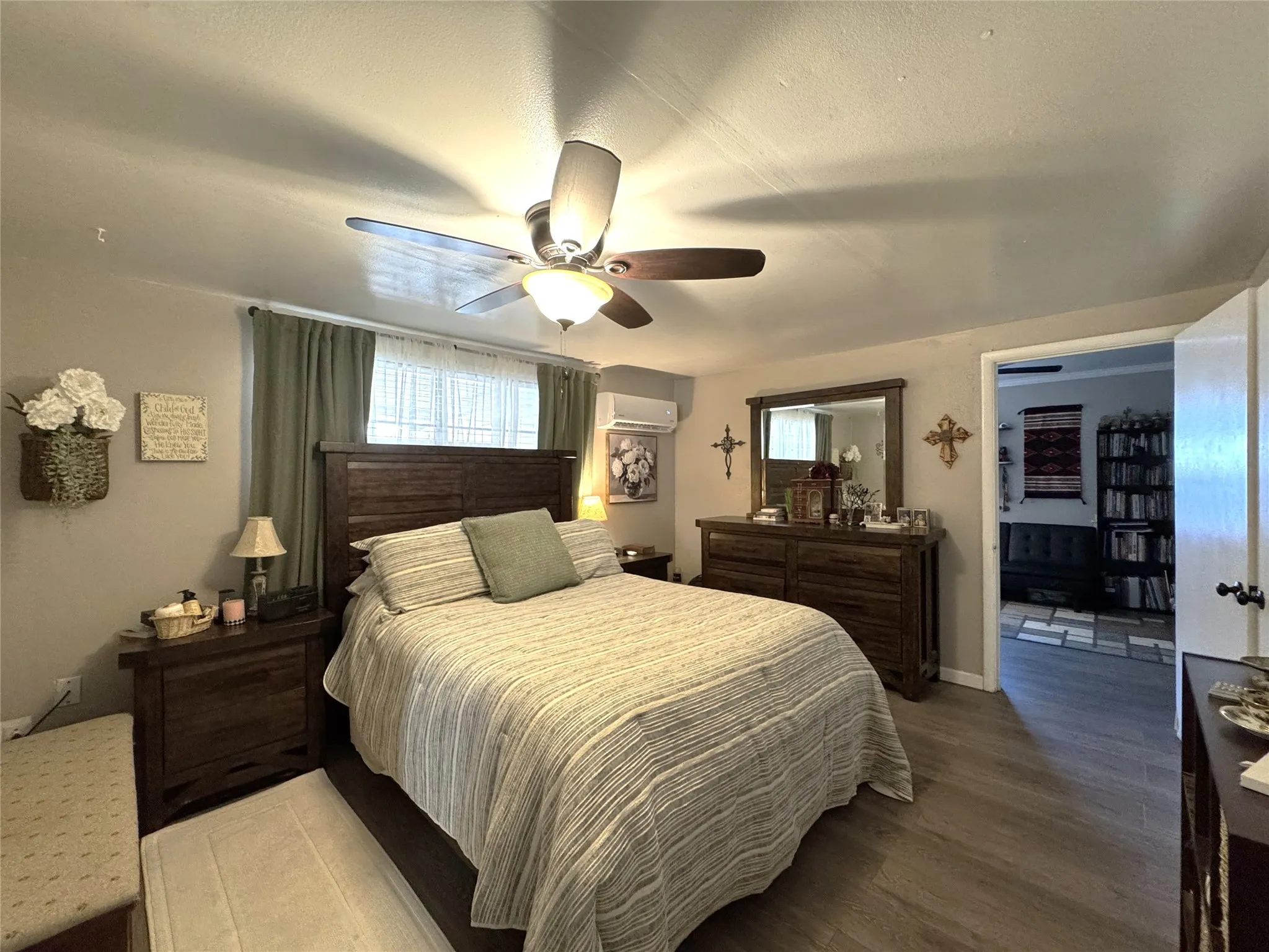 Single Family Residence For Sale in Coleman County , 313 Miami, Coleman, Texas 76834, 3 Bedroom, 2 Bathroom, Garage spaces, 1,338 Sqft, built in 1975, mls#21323186, Real Estate Agent in Coleman, Homes For Sale in Coleman county, Homes For Sale in Coleman, Realtor in Coleman Texas, Real Estate Brokerage Independent Realty Texas, Luminita Cordes Realtor