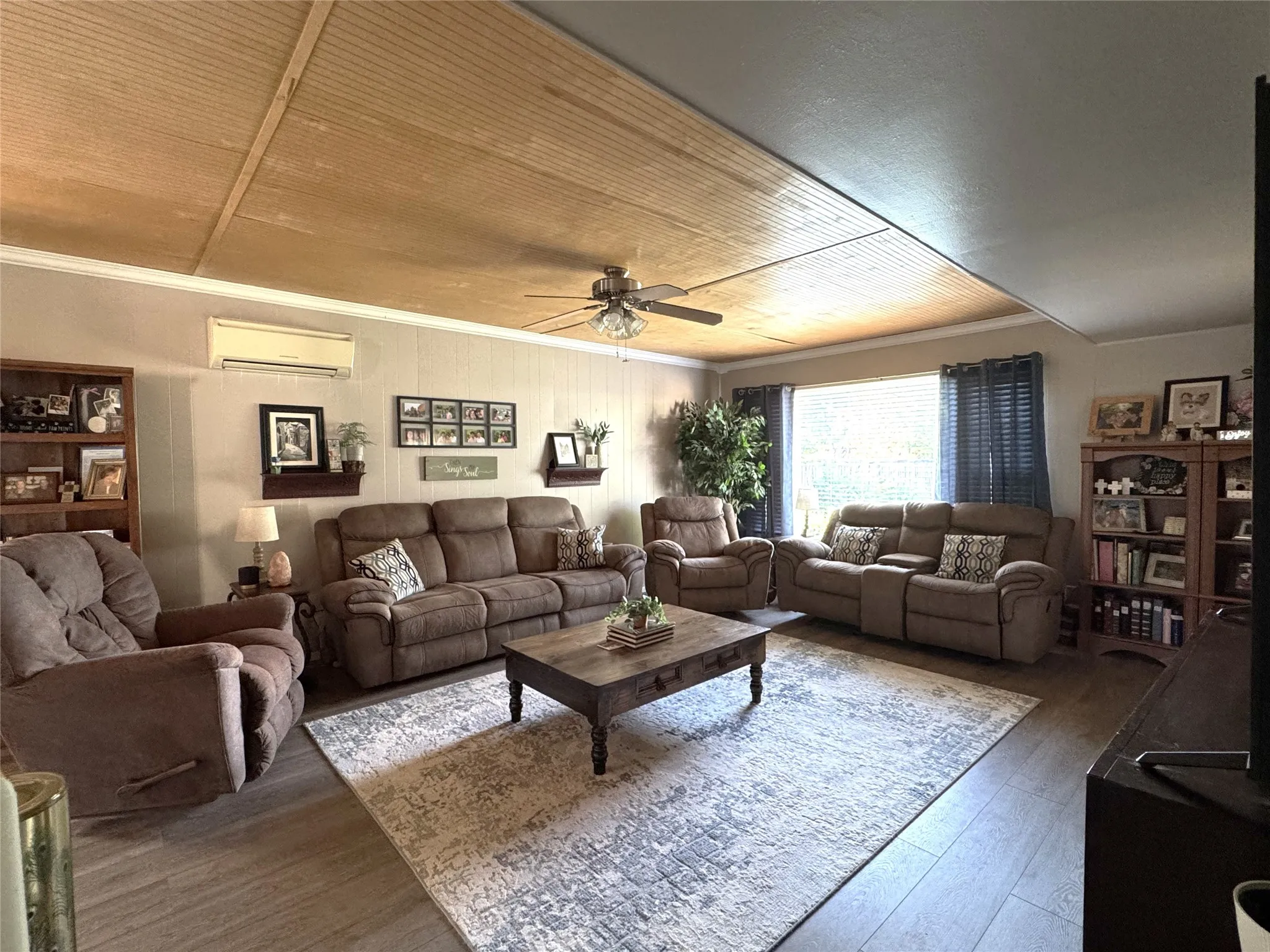 Single Family Residence For Sale in Coleman County , 313 Miami, Coleman, Texas 76834, 3 Bedroom, 2 Bathroom, Garage spaces, 1,338 Sqft, built in 1975, mls#21323186, Real Estate Agent in Coleman, Homes For Sale in Coleman county, Homes For Sale in Coleman, Realtor in Coleman Texas, Real Estate Brokerage Independent Realty Texas, Luminita Cordes Realtor