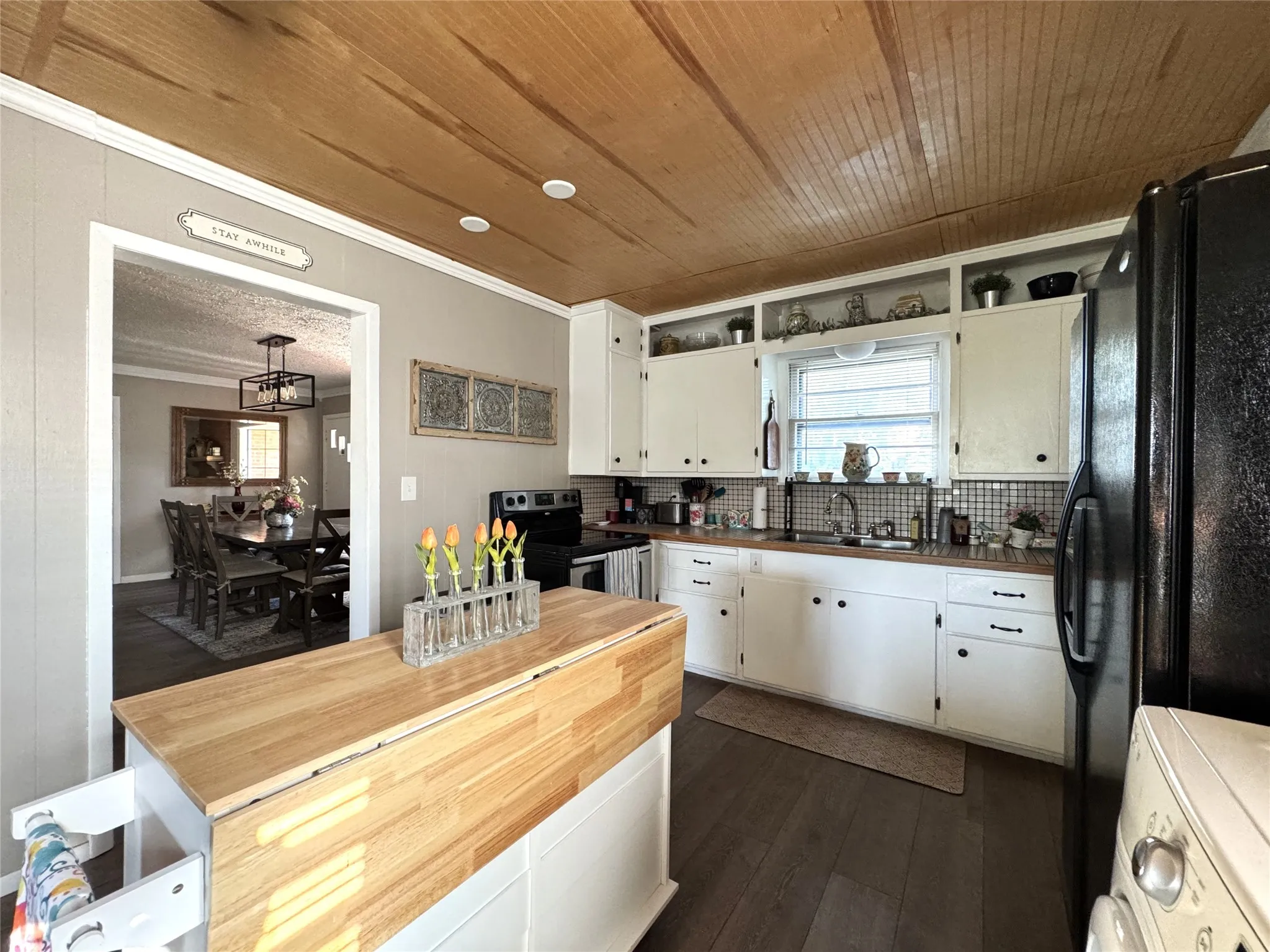 Single Family Residence For Sale in Coleman County , 313 Miami, Coleman, Texas 76834, 3 Bedroom, 2 Bathroom, Garage spaces, 1,338 Sqft, built in 1975, mls#21323186, Real Estate Agent in Coleman, Homes For Sale in Coleman county, Homes For Sale in Coleman, Realtor in Coleman Texas, Real Estate Brokerage Independent Realty Texas, Luminita Cordes Realtor