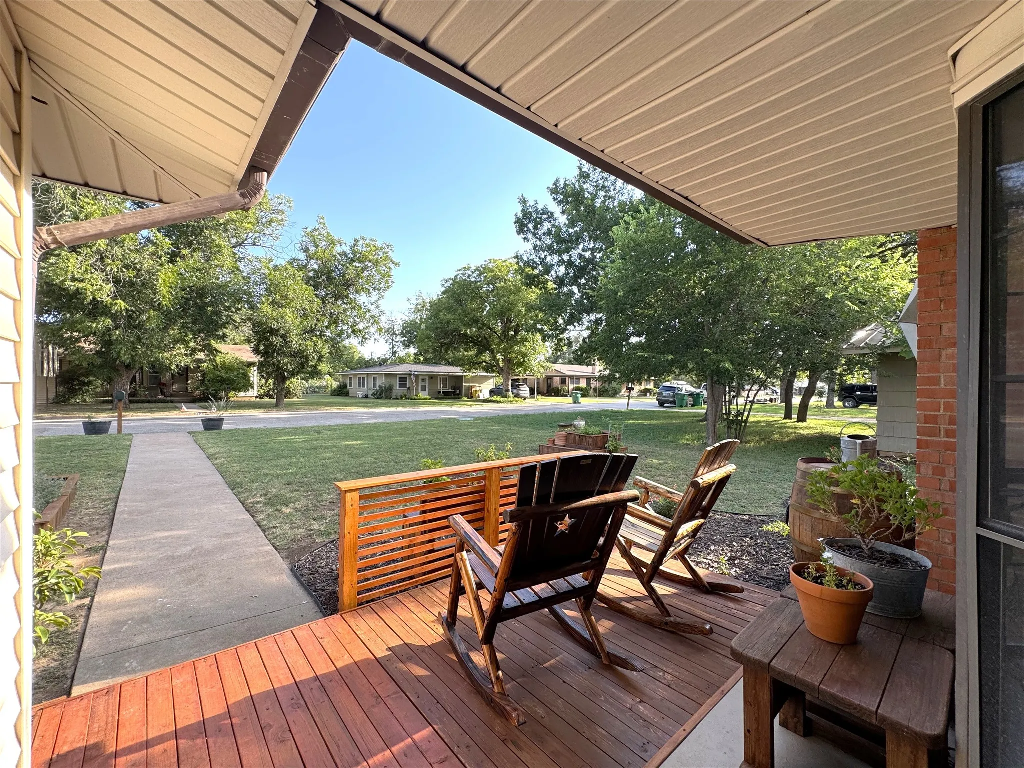 Single Family Residence For Sale in Coleman County , 313 Miami, Coleman, Texas 76834, 3 Bedroom, 2 Bathroom, Garage spaces, 1,338 Sqft, built in 1975, mls#21323186, Real Estate Agent in Coleman, Homes For Sale in Coleman county, Homes For Sale in Coleman, Realtor in Coleman Texas, Real Estate Brokerage Independent Realty Texas, Luminita Cordes Realtor
