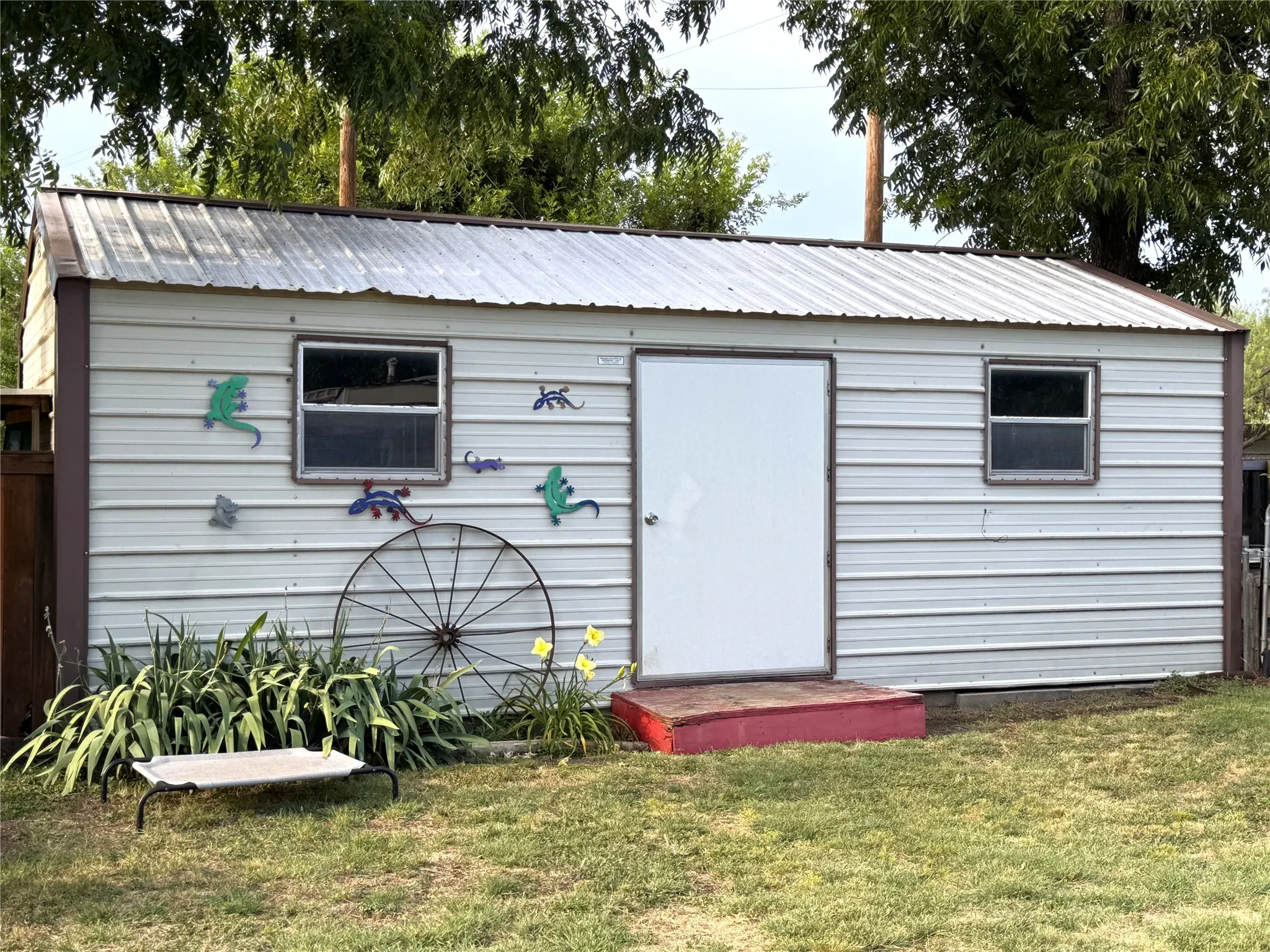 Single Family Residence For Sale in Coleman County , 313 Miami, Coleman, Texas 76834, 3 Bedroom, 2 Bathroom, Garage spaces, 1,338 Sqft, built in 1975, mls#21323186, Real Estate Agent in Coleman, Homes For Sale in Coleman county, Homes For Sale in Coleman, Realtor in Coleman Texas, Real Estate Brokerage Independent Realty Texas, Luminita Cordes Realtor