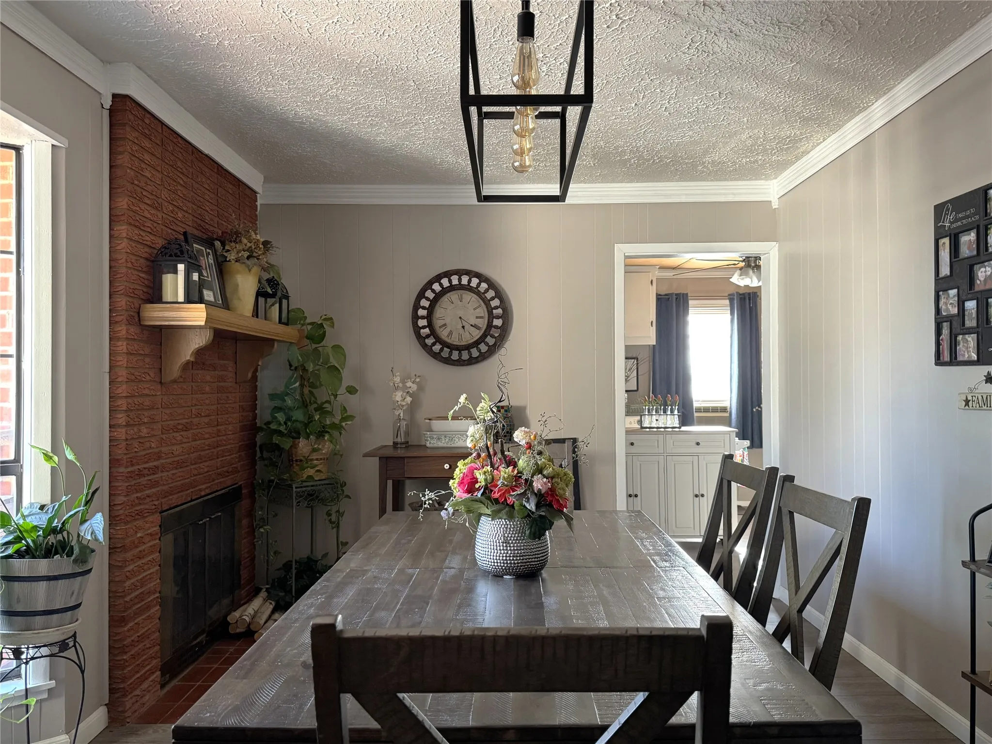 Single Family Residence For Sale in Coleman County , 313 Miami, Coleman, Texas 76834, 3 Bedroom, 2 Bathroom, Garage spaces, 1,338 Sqft, built in 1975, mls#21323186, Real Estate Agent in Coleman, Homes For Sale in Coleman county, Homes For Sale in Coleman, Realtor in Coleman Texas, Real Estate Brokerage Independent Realty Texas, Luminita Cordes Realtor