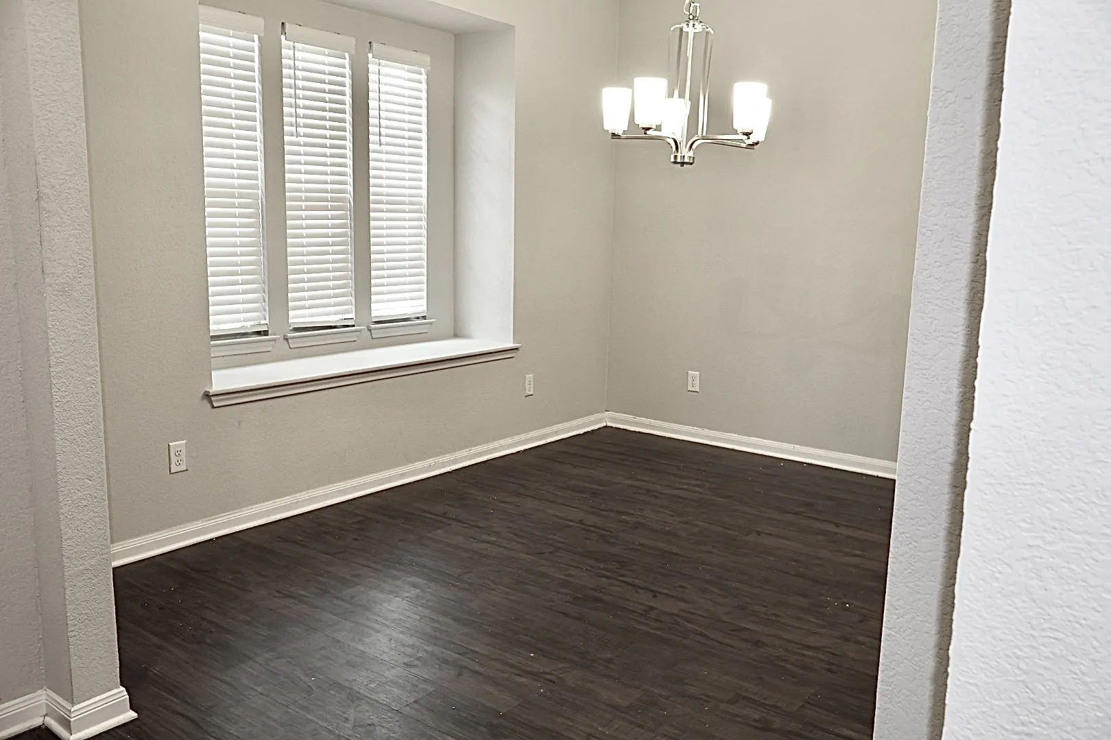 Single Family Residence For Sale in Mc Lennan County , 10205 Omni Drive, Waco, Texas 76708, 3 Bedroom, 2 Bathroom, 2 Garage spaces, 1,654 Sqft, built in 2019, mls#21322676, Real Estate Agent in Waco, Homes For Sale in Mc Lennan county, Homes For Sale in Waco, Realtor in Waco Texas, Real Estate Brokerage Independent Realty Texas, Luminita Cordes Realtor