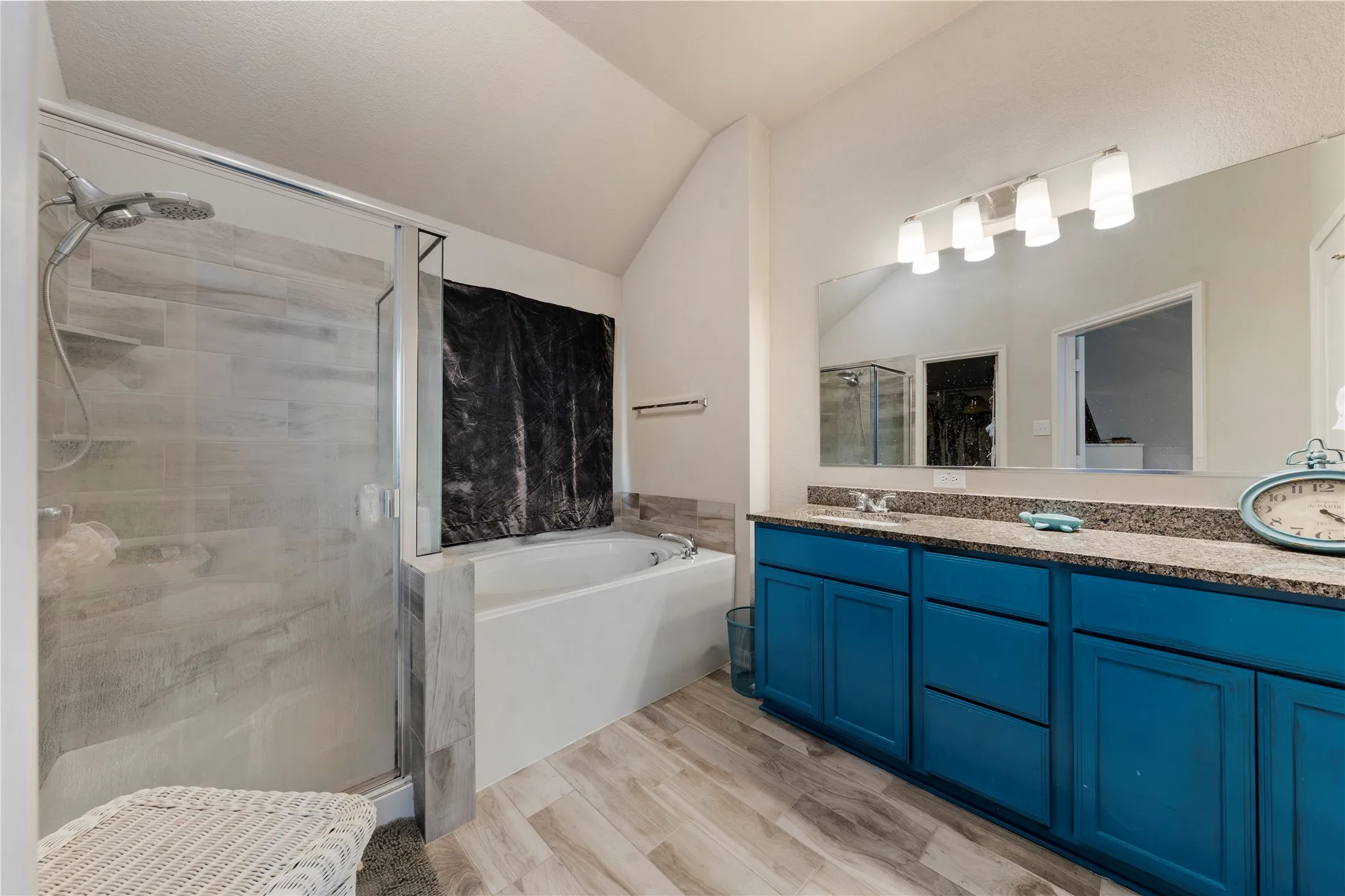 Single Family Residence For Sale in Mc Lennan County , 10205 Omni Drive, Waco, Texas 76708, 3 Bedroom, 2 Bathroom, 2 Garage spaces, 1,654 Sqft, built in 2019, mls#21322676, Real Estate Agent in Waco, Homes For Sale in Mc Lennan county, Homes For Sale in Waco, Realtor in Waco Texas, Real Estate Brokerage Independent Realty Texas, Luminita Cordes Realtor