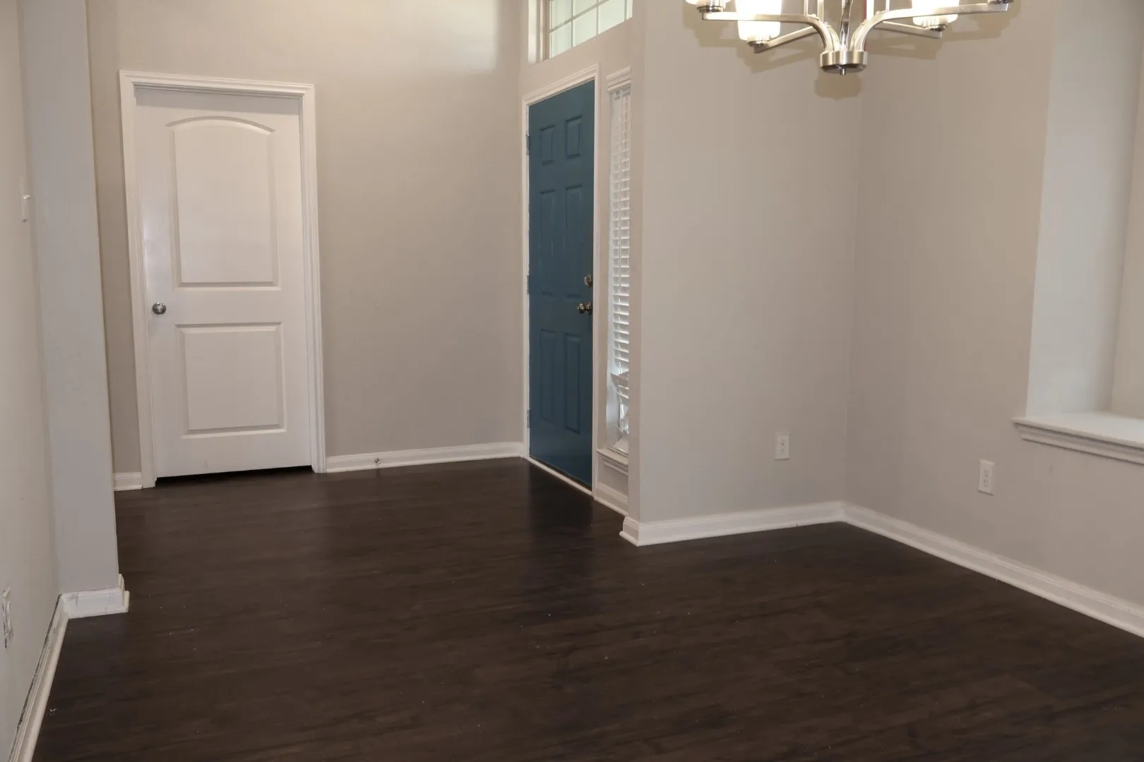 Single Family Residence For Sale in Mc Lennan County , 10205 Omni Drive, Waco, Texas 76708, 3 Bedroom, 2 Bathroom, 2 Garage spaces, 1,654 Sqft, built in 2019, mls#21322676, Real Estate Agent in Waco, Homes For Sale in Mc Lennan county, Homes For Sale in Waco, Realtor in Waco Texas, Real Estate Brokerage Independent Realty Texas, Luminita Cordes Realtor