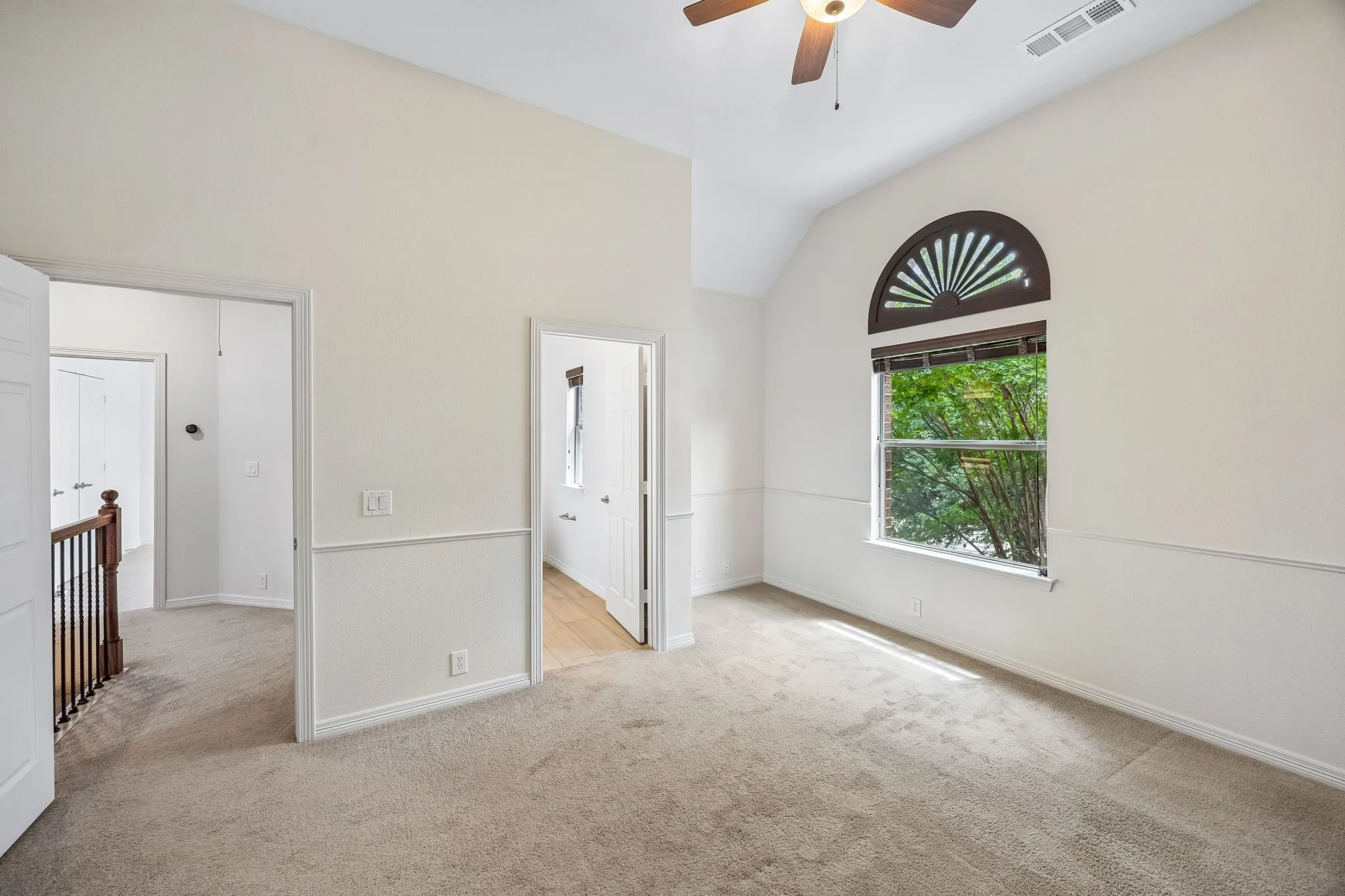 2nd floor bedroom