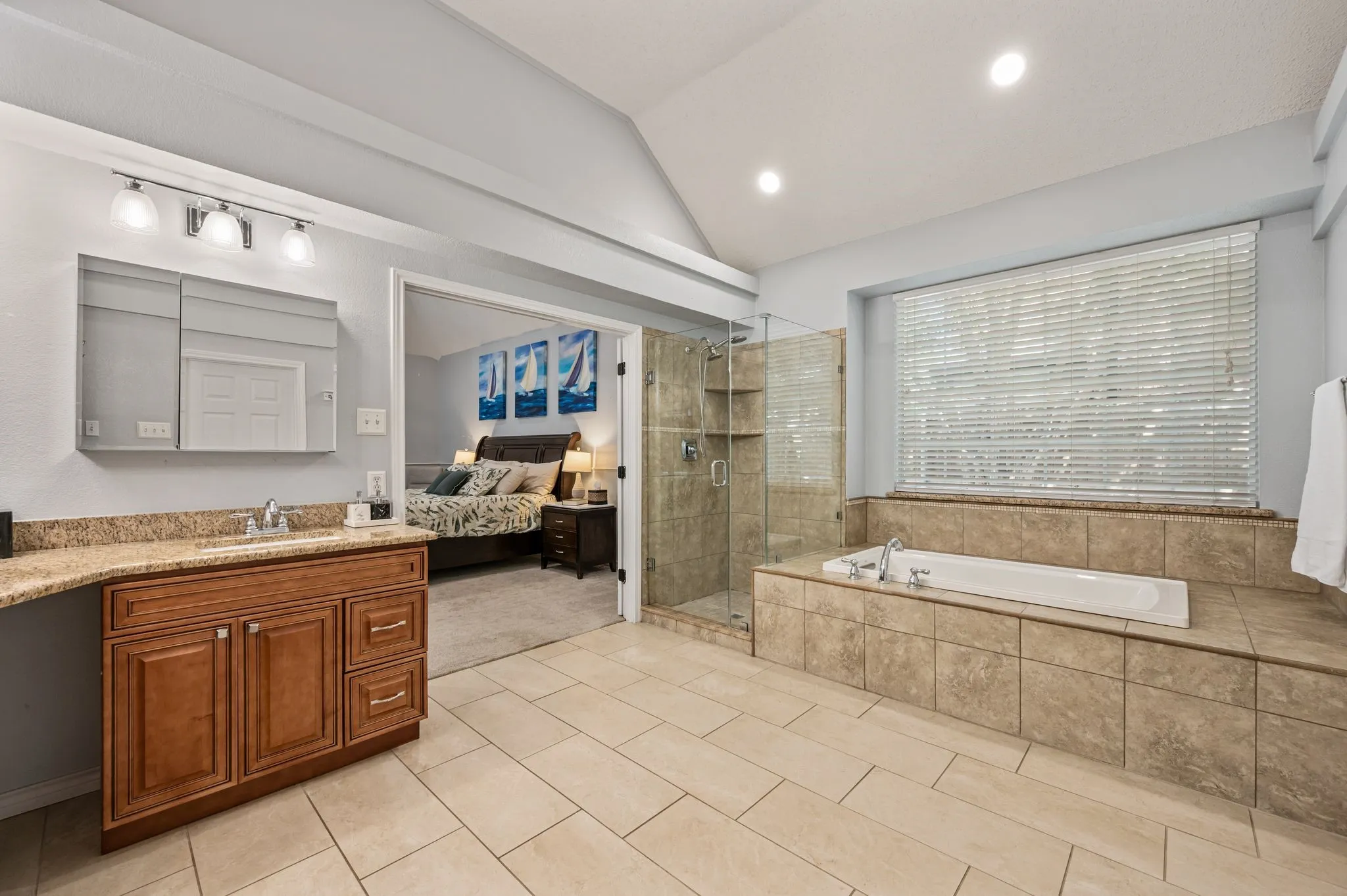 Single Family Residence For Sale in Denton County , 3312 Heather Glen Drive, Flower Mound, Texas 75028, 4 Bedroom, 2 Bathroom, 2 Garage spaces, 2,523 Sqft, built in 1988, mls#21321798, Real Estate Agent in Flower Mound, Homes For Sale in Denton county, Homes For Sale in Flower Mound, Realtor in Flower Mound Texas, Real Estate Brokerage Independent Realty Texas, Luminita Cordes Realtor