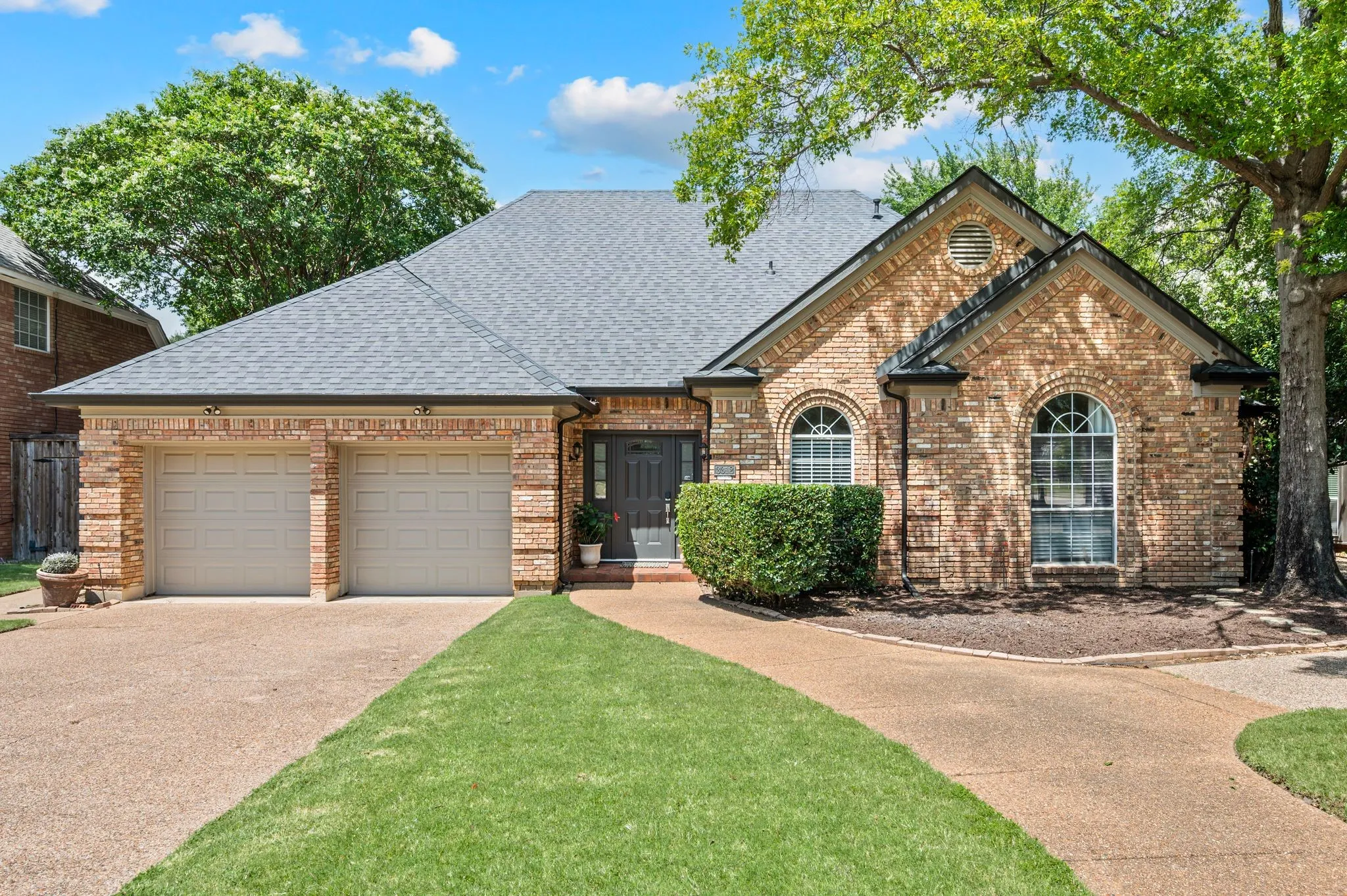 Single Family Residence For Sale in Denton County , 3312 Heather Glen Drive, Flower Mound, Texas 75028, 4 Bedroom, 2 Bathroom, 2 Garage spaces, 2,523 Sqft, built in 1988, mls#21321798, Real Estate Agent in Flower Mound, Homes For Sale in Denton county, Homes For Sale in Flower Mound, Realtor in Flower Mound Texas, Real Estate Brokerage Independent Realty Texas, Luminita Cordes Realtor