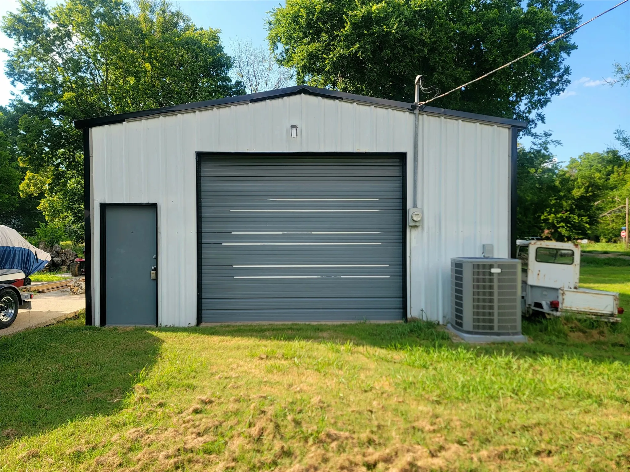 Improved Land For Sale in Red River (TX) County , 805 S Walnut, Clarksville, Texas 75426, 0, 0, Garage spaces, 0 Sqft, built in 2004, Price $125,000, mls#21315074, Real Estate Agent in Clarksville, Homes For Sale in Red River (TX) county, Homes For Sale in Clarksville, Realtor in Clarksville Texas, Real Estate Brokerage Independent Realty Texas, Luminita Cordes Realtor