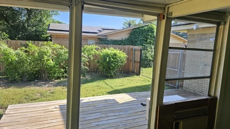 Single Family Residence For Rent in Tarrant County , 5660 Conlin Drive, Fort Worth, Texas 76134, 3 Bedroom, 2 Bathroom, 2 Garage spaces, 1,676 Sqft, built in 1966, mls#21323244, Real Estate Agent in Fort Worth, Homes For Rent in Tarrant county, Homes For Rent in Fort Worth, Realtor in Fort Worth Texas, Real Estate Brokerage Independent Realty Texas, Luminita Cordes Realtor