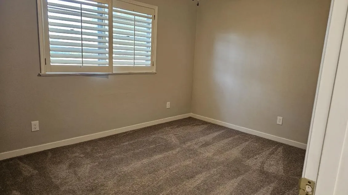Single Family Residence For Rent in Tarrant County , 5660 Conlin Drive, Fort Worth, Texas 76134, 3 Bedroom, 2 Bathroom, 2 Garage spaces, 1,676 Sqft, built in 1966, mls#21323244, Real Estate Agent in Fort Worth, Homes For Rent in Tarrant county, Homes For Rent in Fort Worth, Realtor in Fort Worth Texas, Real Estate Brokerage Independent Realty Texas, Luminita Cordes Realtor