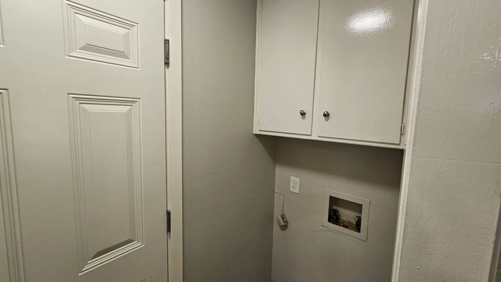 Single Family Residence For Rent in Tarrant County , 5660 Conlin Drive, Fort Worth, Texas 76134, 3 Bedroom, 2 Bathroom, 2 Garage spaces, 1,676 Sqft, built in 1966, mls#21323244, Real Estate Agent in Fort Worth, Homes For Rent in Tarrant county, Homes For Rent in Fort Worth, Realtor in Fort Worth Texas, Real Estate Brokerage Independent Realty Texas, Luminita Cordes Realtor