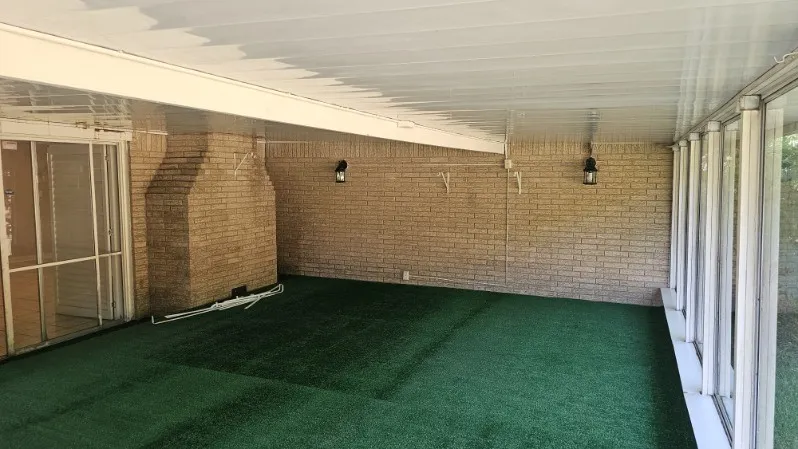 Single Family Residence For Rent in Tarrant County , 5660 Conlin Drive, Fort Worth, Texas 76134, 3 Bedroom, 2 Bathroom, 2 Garage spaces, 1,676 Sqft, built in 1966, mls#21323244, Real Estate Agent in Fort Worth, Homes For Rent in Tarrant county, Homes For Rent in Fort Worth, Realtor in Fort Worth Texas, Real Estate Brokerage Independent Realty Texas, Luminita Cordes Realtor