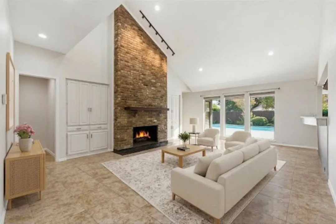 Single Family Residence For Sale in Collin County , 3512 Bender Trail, Plano, Texas 75075, 4 Bedroom, 3 Bathroom, 2 Garage spaces, 2,414 Sqft, built in 1980, mls#21319373, Real Estate Agent in Plano, Homes For Sale in Collin county, Homes For Sale in Plano, Realtor in Plano Texas, Real Estate Brokerage Independent Realty Texas, Luminita Cordes Realtor
