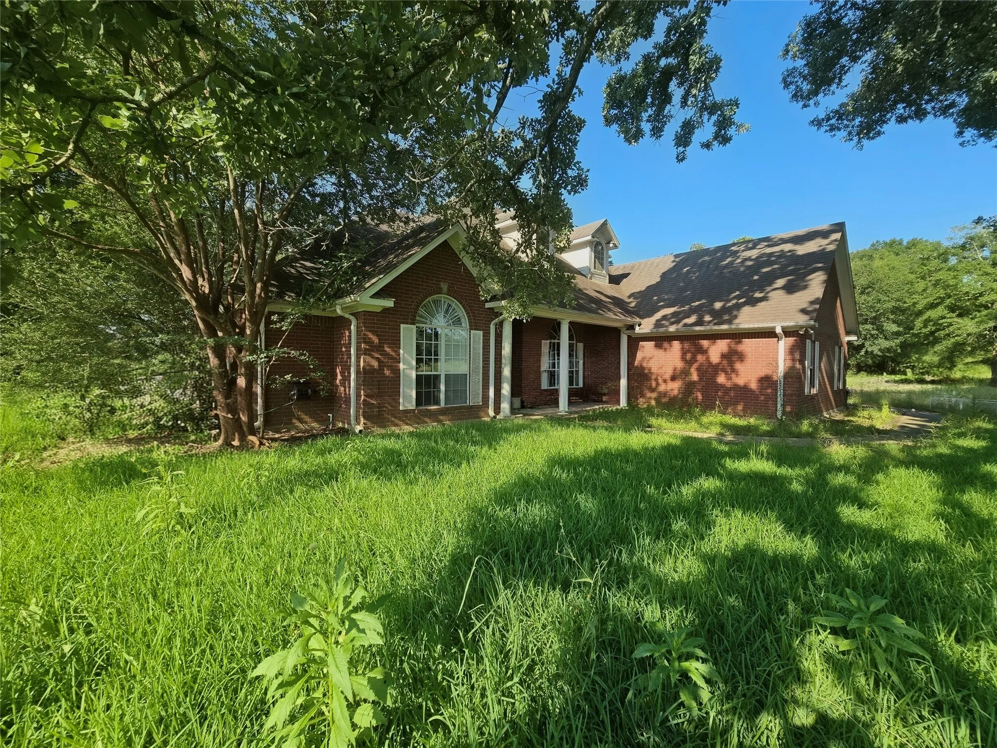 Single Family Residence For Sale in Harrison County , 3952 Fm 451, Waskom, Texas 75692, 4 Bedroom, 4 Bathroom, 2 Garage spaces, 2,952 Sqft, built in 2001, mls#21321485, Real Estate Agent in Waskom, Homes For Sale in Harrison county, Homes For Sale in Waskom, Realtor in Waskom Texas, Real Estate Brokerage Independent Realty Texas, Luminita Cordes Realtor