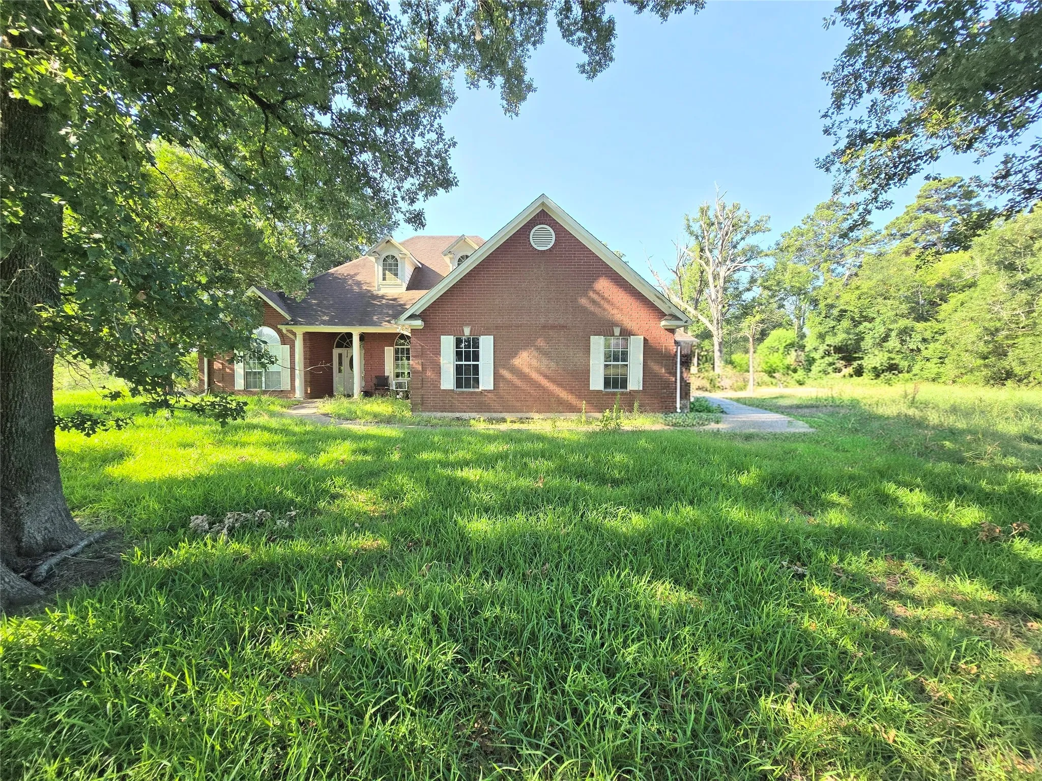 Single Family Residence For Sale in Harrison County , 3952 Fm 451, Waskom, Texas 75692, 4 Bedroom, 4 Bathroom, 2 Garage spaces, 2,952 Sqft, built in 2001, mls#21321485, Real Estate Agent in Waskom, Homes For Sale in Harrison county, Homes For Sale in Waskom, Realtor in Waskom Texas, Real Estate Brokerage Independent Realty Texas, Luminita Cordes Realtor