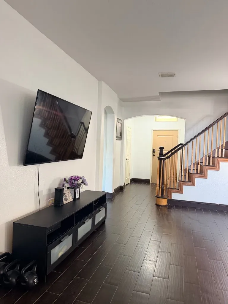 Single Family Residence For Sale in Collin County , 1901 Clearbrook Court, Wylie, Texas 75098, 4 Bedroom, 2 Bathroom, 2 Garage spaces, 2,374 Sqft, built in 2007, mls#21320643, Real Estate Agent in Wylie, Homes For Sale in Collin county, Homes For Sale in Wylie, Realtor in Wylie Texas, Real Estate Brokerage Independent Realty Texas, Luminita Cordes Realtor