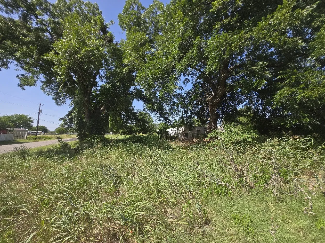 Unimproved Land For Sale in Parker County , TBD Cimmaron Trail, Weatherford, Texas 76087, 0, 0, Garage spaces, 0 Sqft, built in 0, mls#21323271, Real Estate Agent in Weatherford, Homes For Sale in Parker county, Homes For Sale in Weatherford, Realtor in Weatherford Texas, Real Estate Brokerage Independent Realty Texas, Luminita Cordes Realtor
