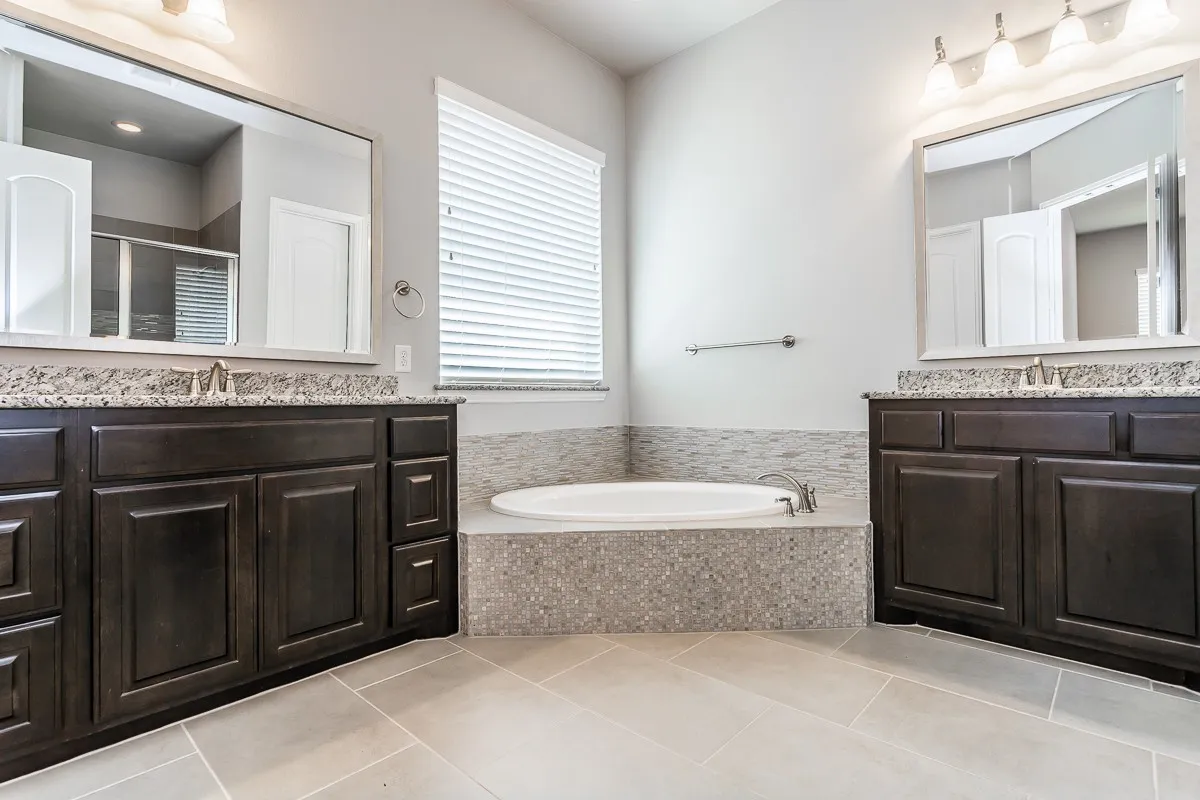 Single Family Residence For Rent in Denton County , 852 Sweet Iron Road, Frisco, Texas 75036, 4 Bedroom, 4 Bathroom, 3 Garage spaces, 3,458 Sqft, built in 2016, mls#21315930, Real Estate Agent in Frisco, Homes For Rent in Denton county, Homes For Rent in Frisco, Realtor in Frisco Texas, Real Estate Brokerage Independent Realty Texas, Luminita Cordes Realtor