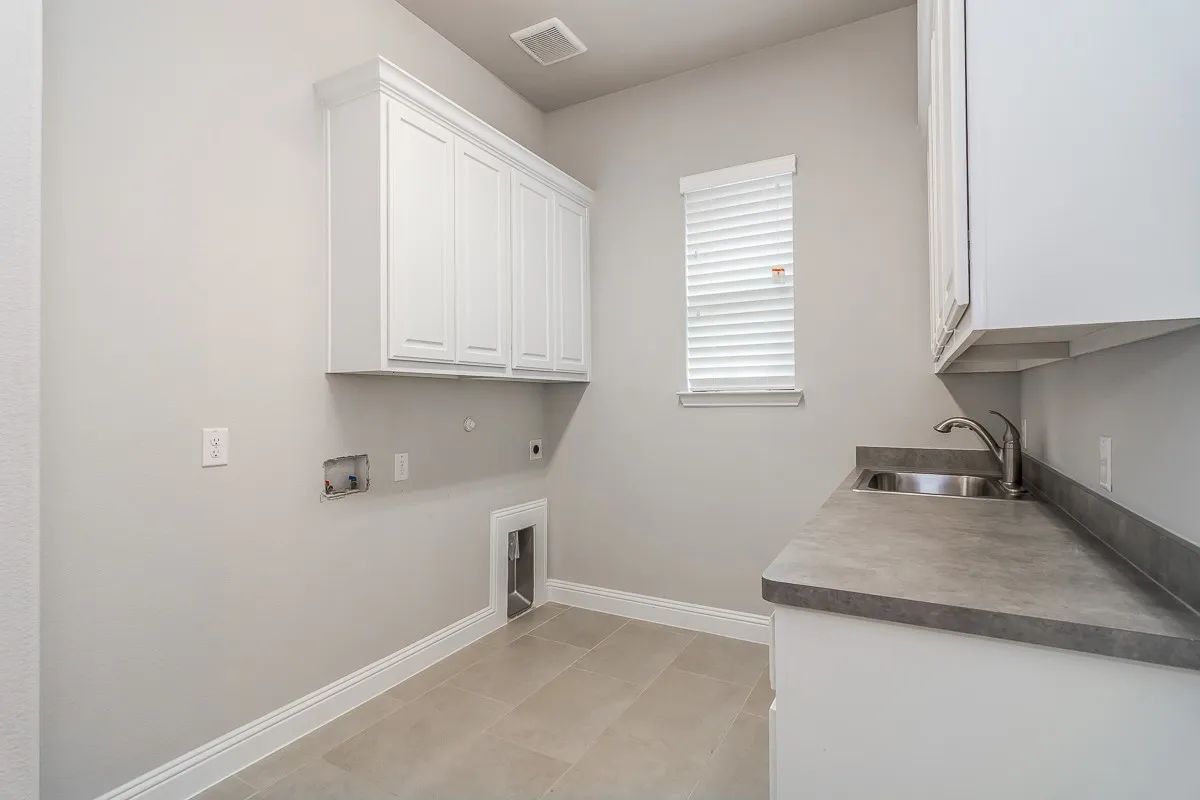 Single Family Residence For Rent in Denton County , 852 Sweet Iron Road, Frisco, Texas 75036, 4 Bedroom, 4 Bathroom, 3 Garage spaces, 3,458 Sqft, built in 2016, mls#21315930, Real Estate Agent in Frisco, Homes For Rent in Denton county, Homes For Rent in Frisco, Realtor in Frisco Texas, Real Estate Brokerage Independent Realty Texas, Luminita Cordes Realtor