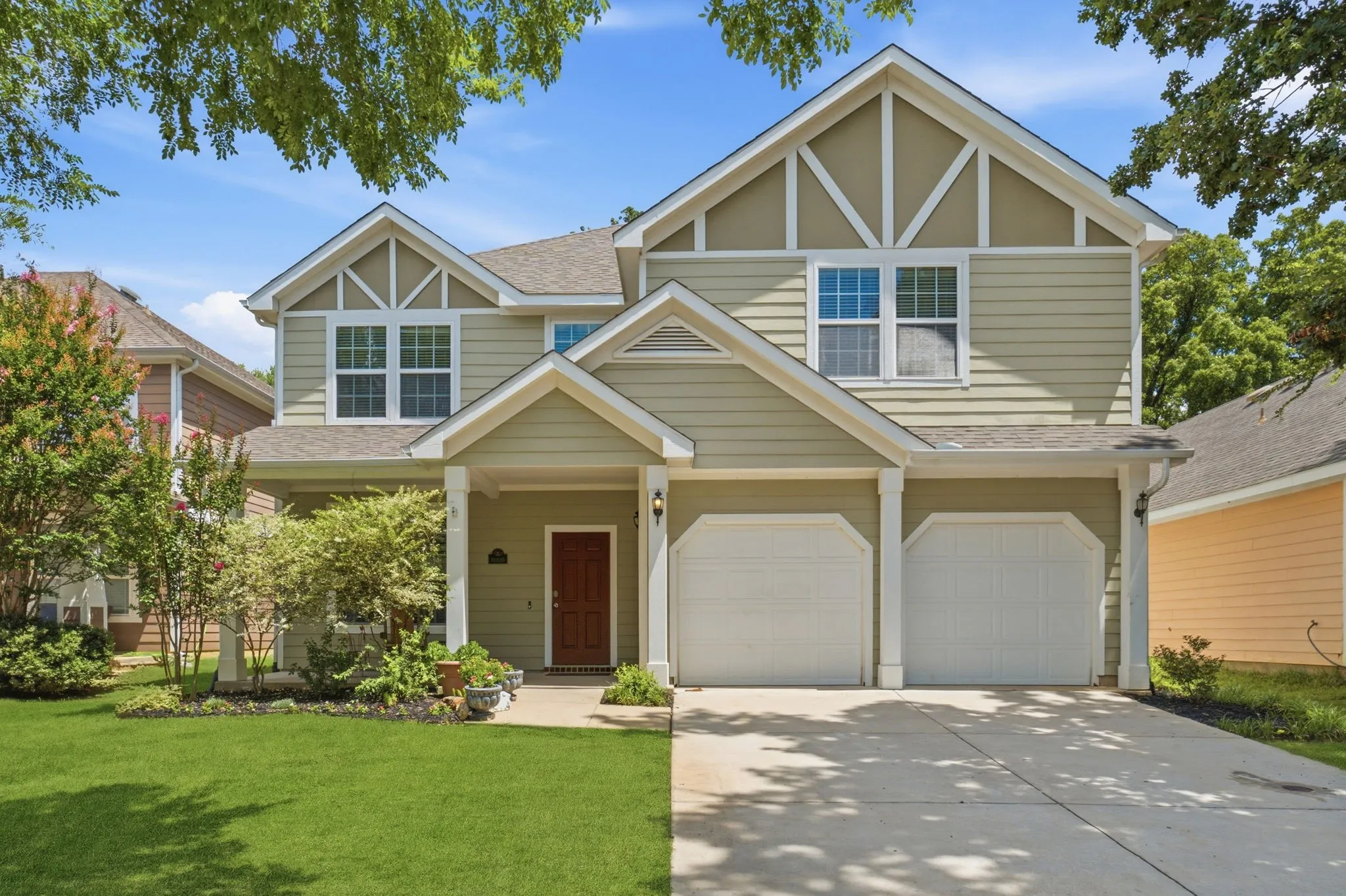 Single Family Residence For Sale in Denton County , 10009 Concord Drive, Providence Village, Texas 76227, 4 Bedroom, 4 Bathroom, 2 Garage spaces, 3,506 Sqft, built in 2013, mls#21321858, Real Estate Agent in Providence Village, Homes For Sale in Denton county, Homes For Sale in Providence Village, Realtor in Providence Village Texas, Real Estate Brokerage Independent Realty Texas, Luminita Cordes Realtor